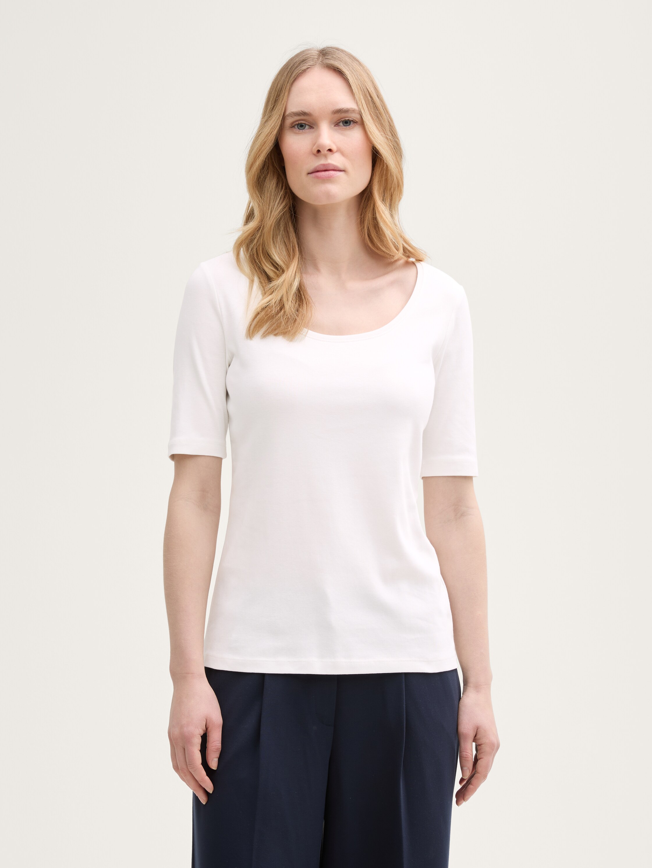 Basic T-Shirt - 2