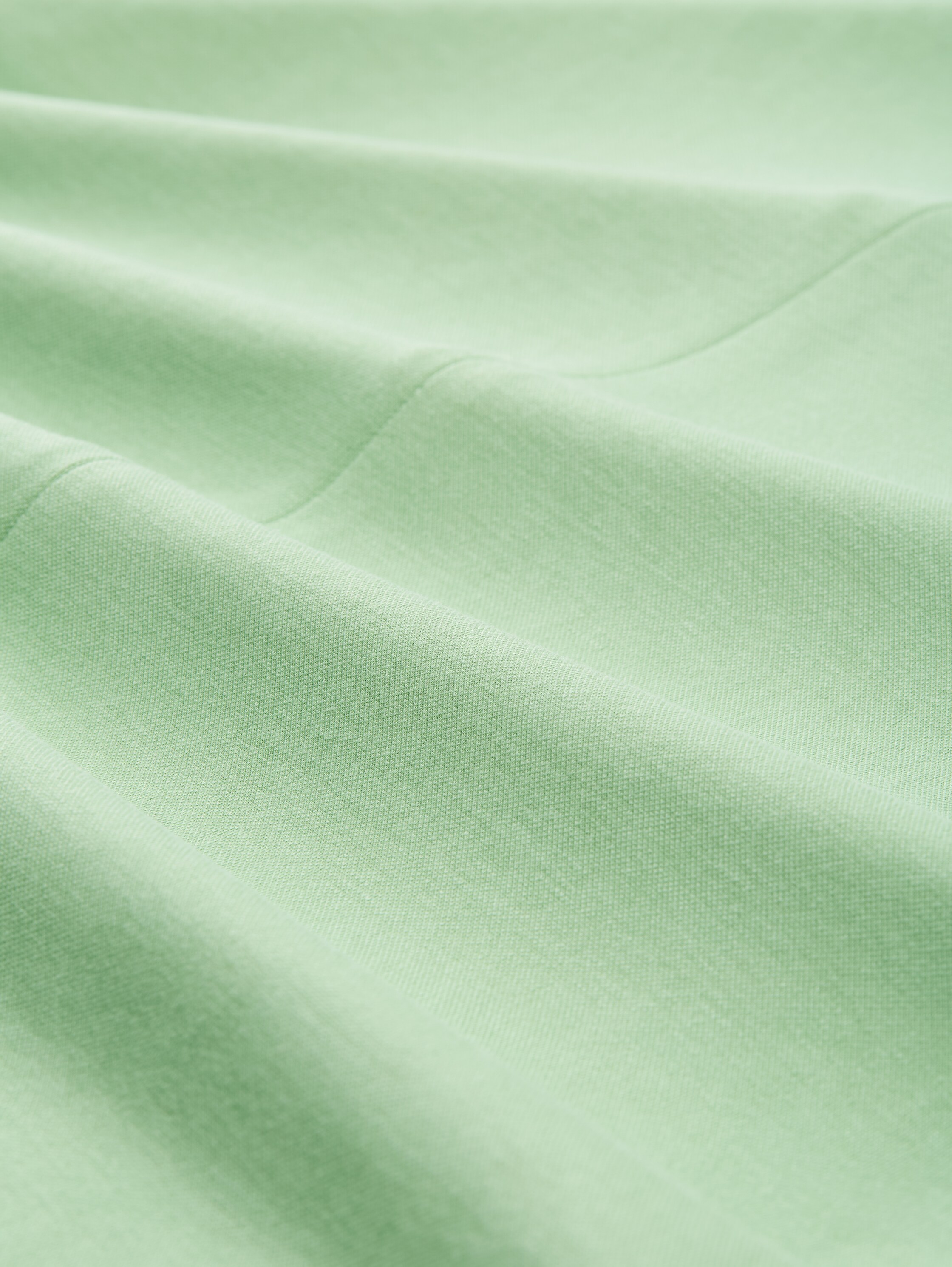 T-Shirt mit V-Ausschnitt - true_green - 