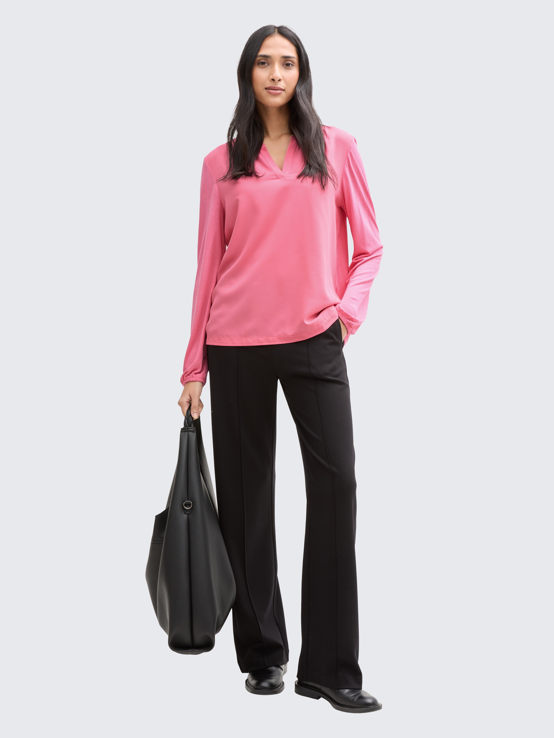 Langarmshirt im Material-Mix - Bright Rose - Model-Vorderansicht