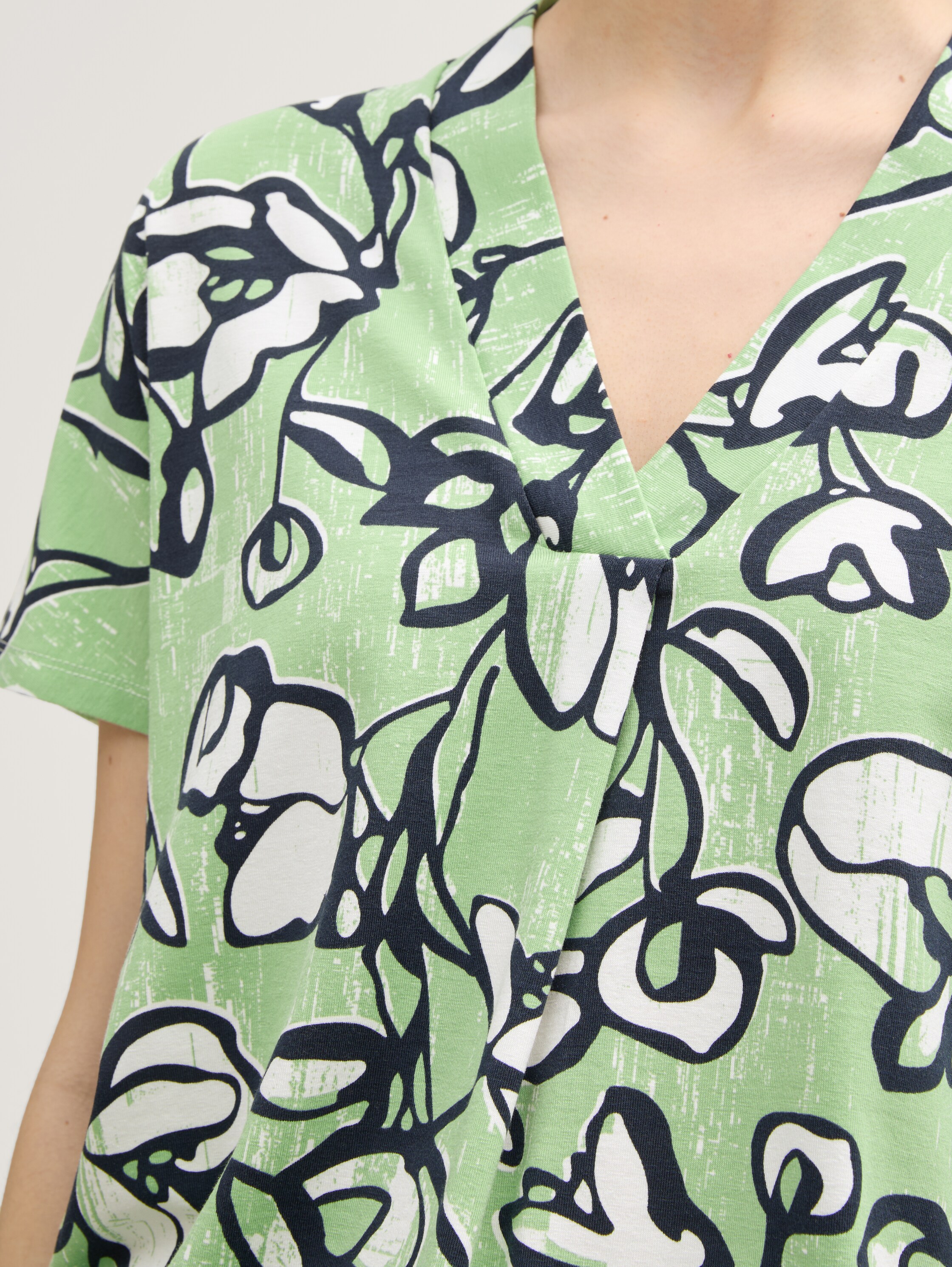 T-shirt met patroon - fresh_spring_floral_design - 