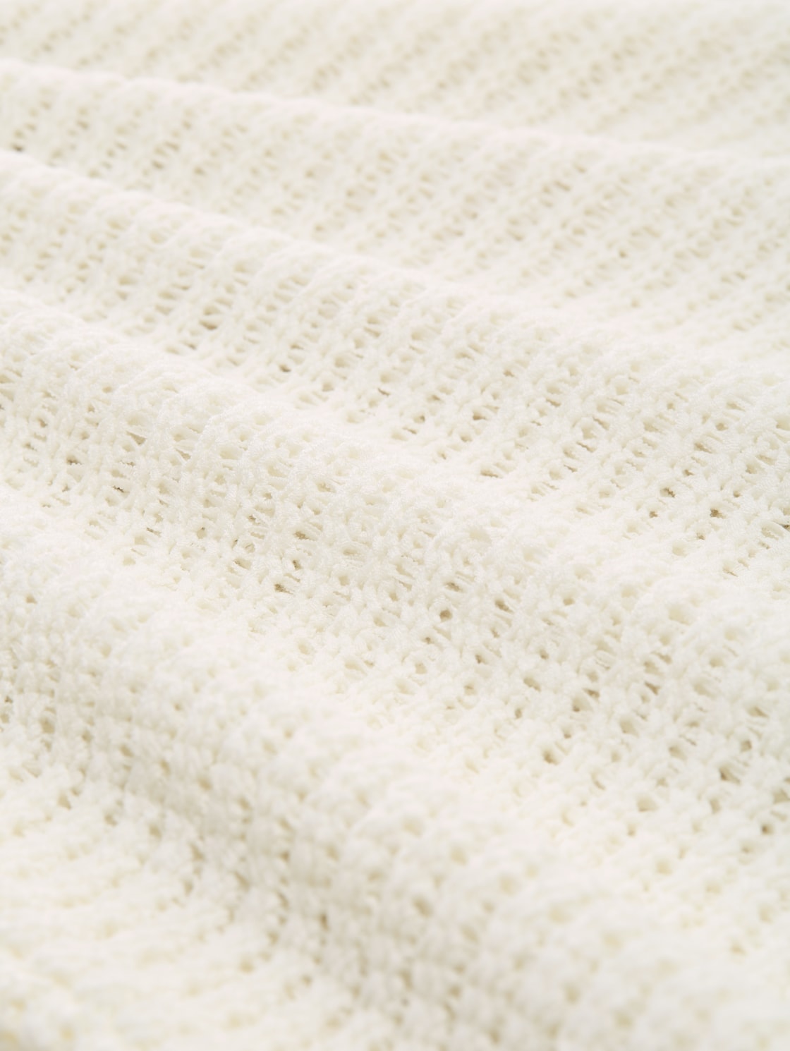 Pullover mit Lochmuster - off white - Material-Ansicht