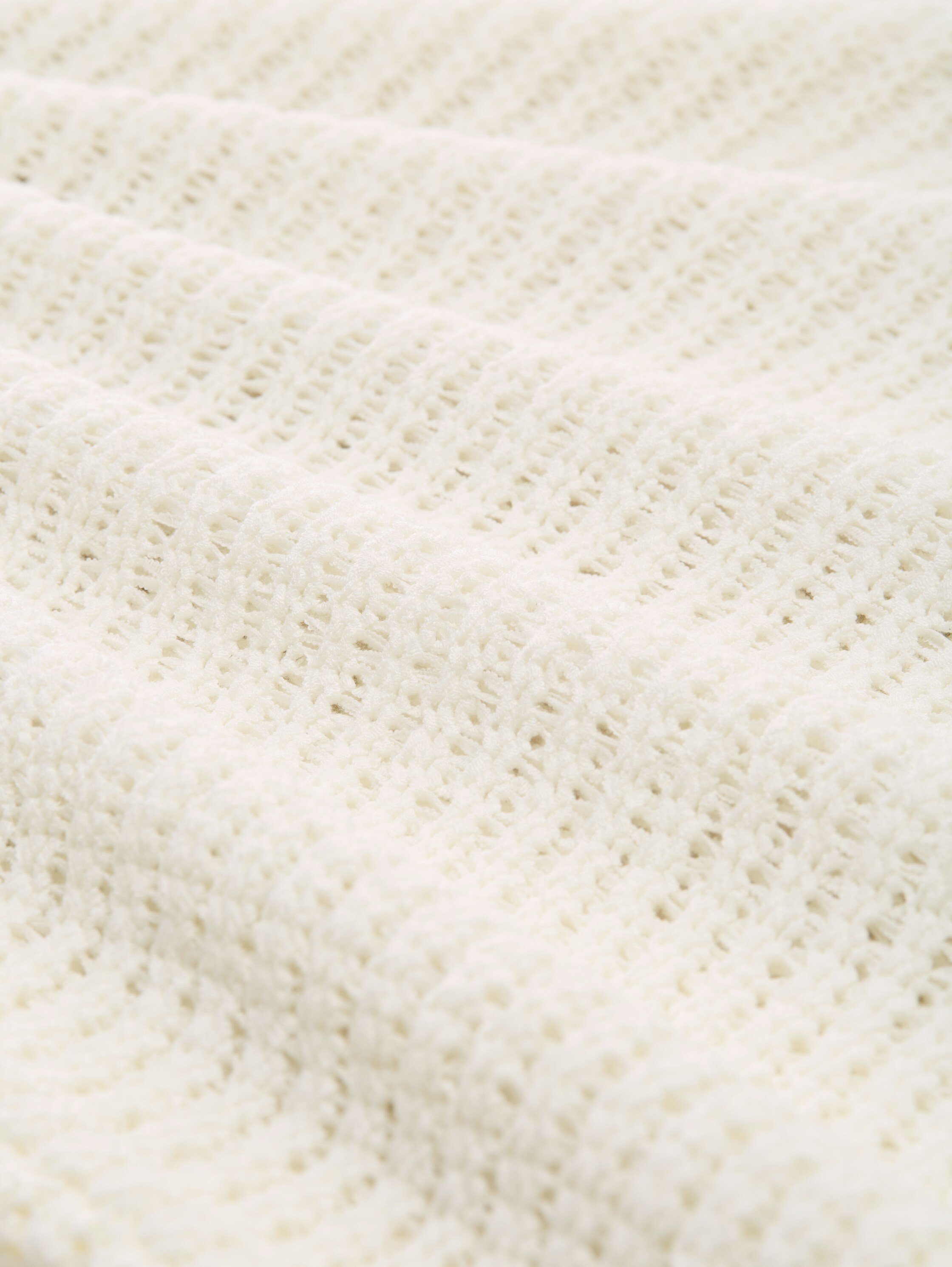 Pullover mit Lochmuster - off_white_1 - 