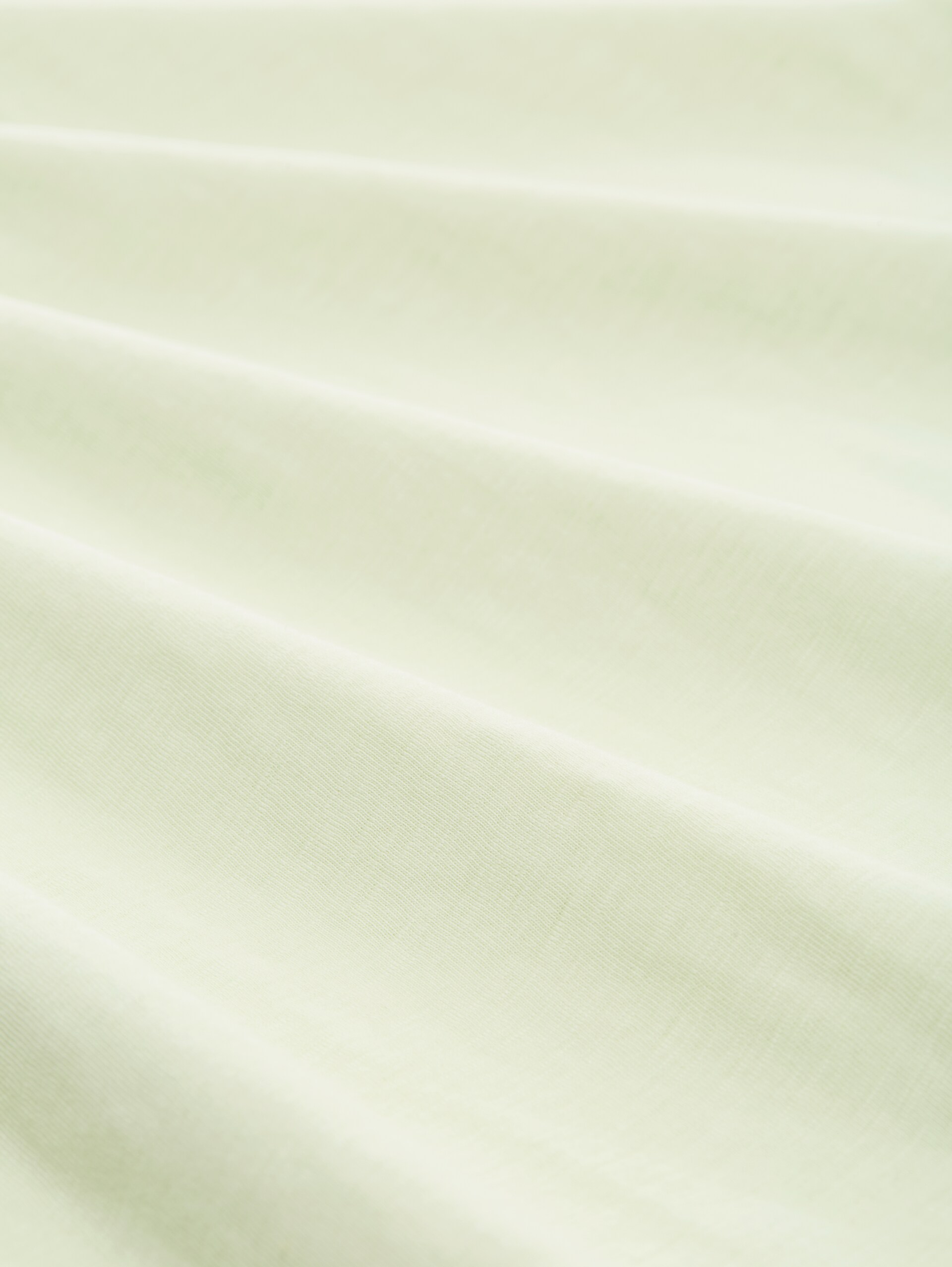 Basic T-Shirt aus Baumwolle - lime cream green - Material-Ansicht