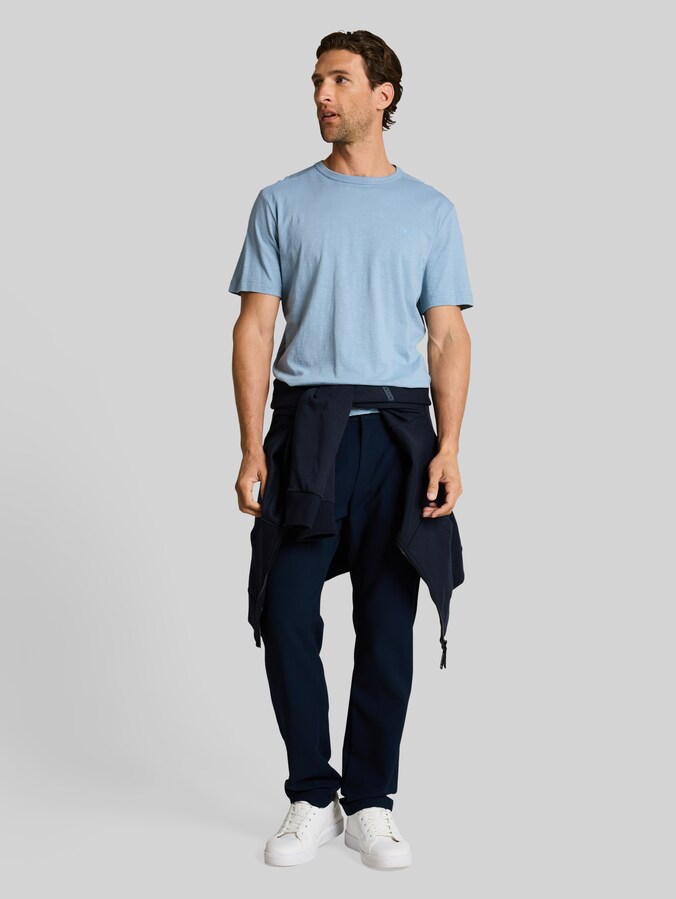 T-shirt basique en coton par Men, mountain spring blue