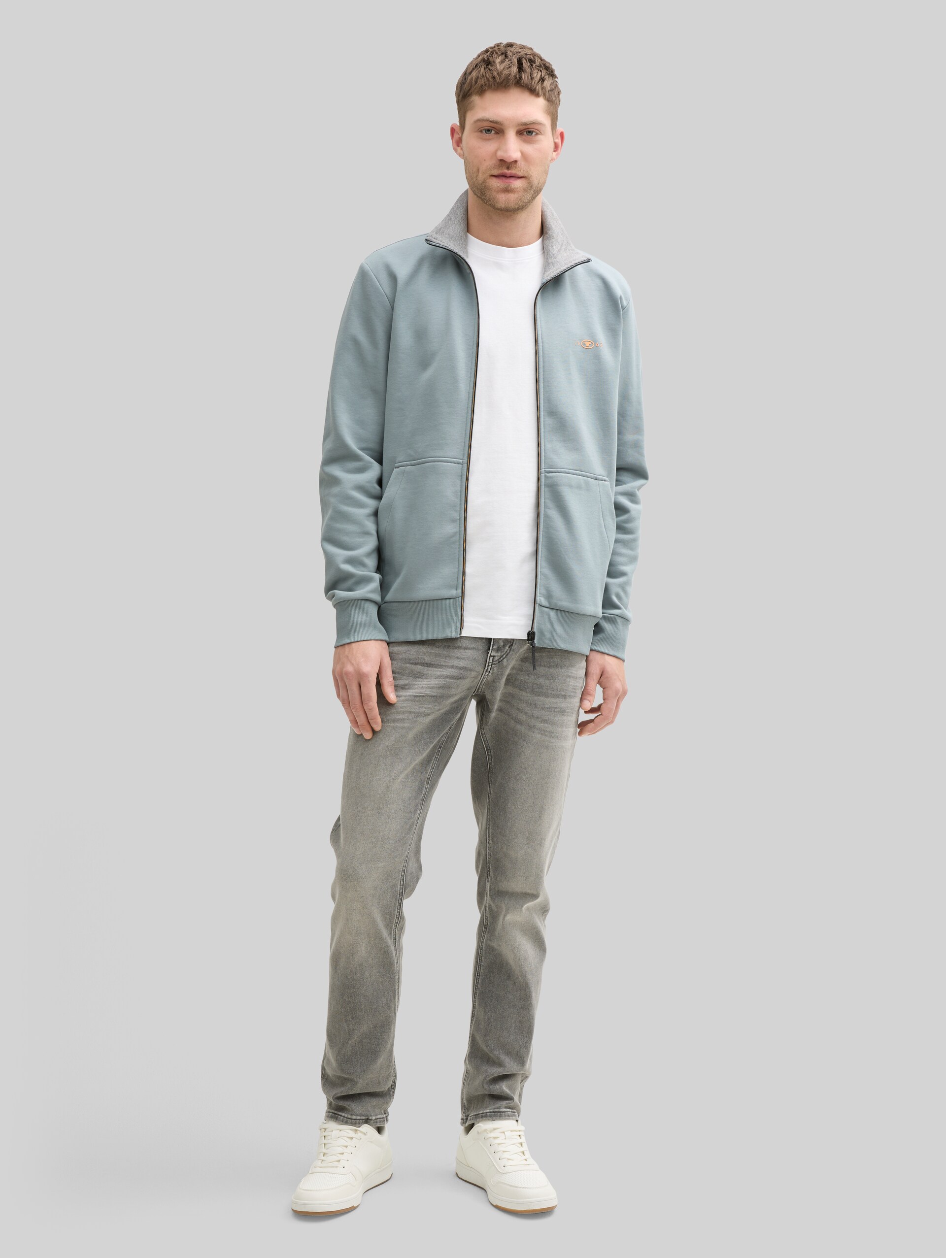 Sweat jacket with stand-up collar - grey mint - Model front view