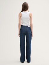 Jeans à jambes larges et taille haute - Clean Dark Stone Blue Denim - Découpe Vue arrière du modèle