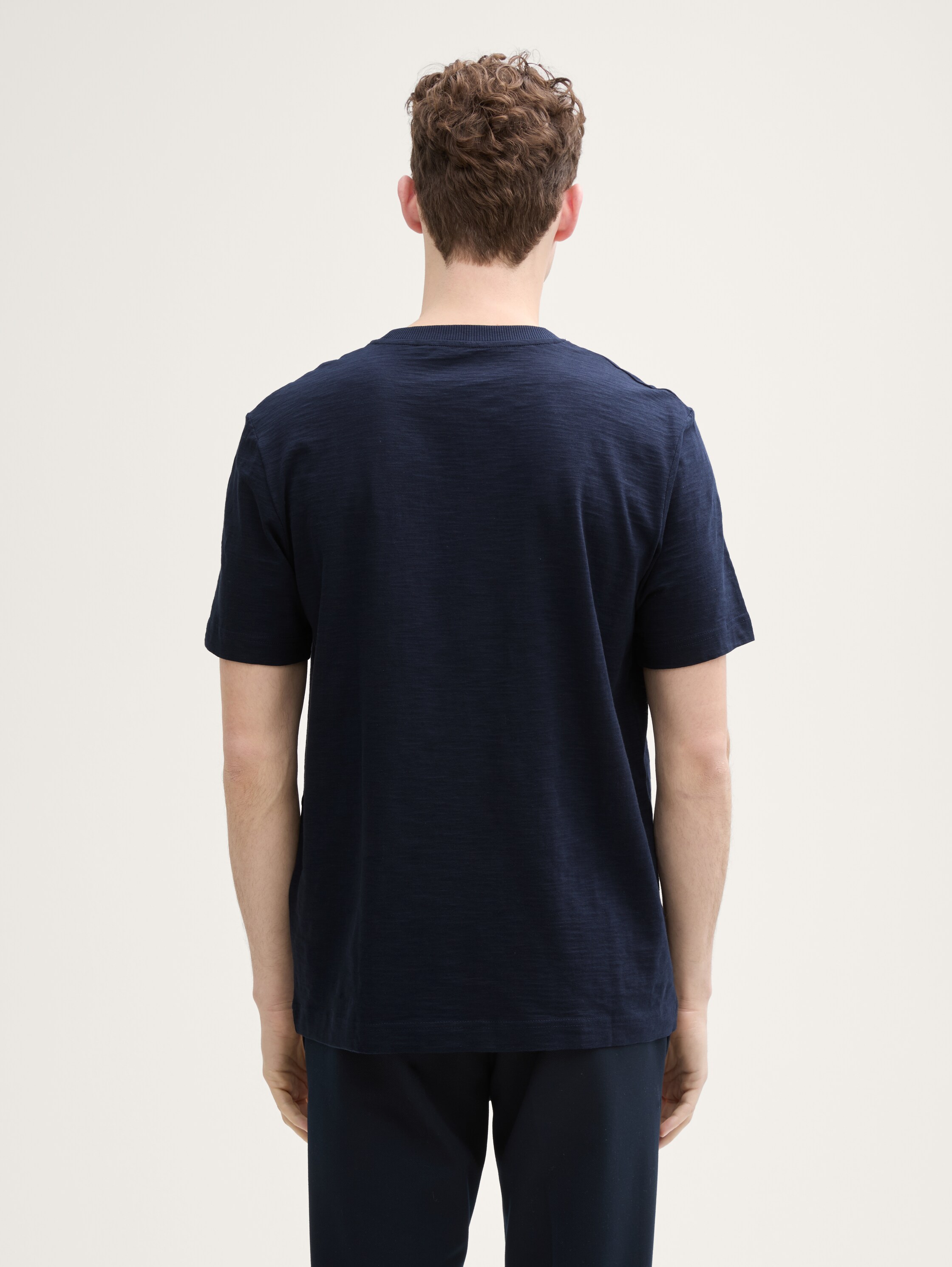 T-shirt avec poche poitrine - 2