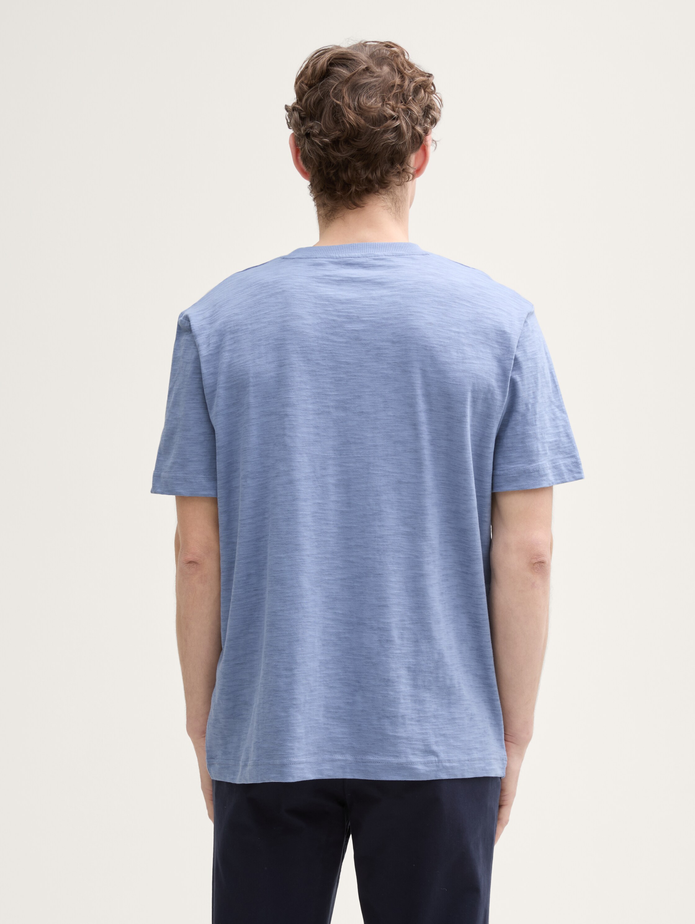 T-Shirt mit Brusttasche - dove_blue - 