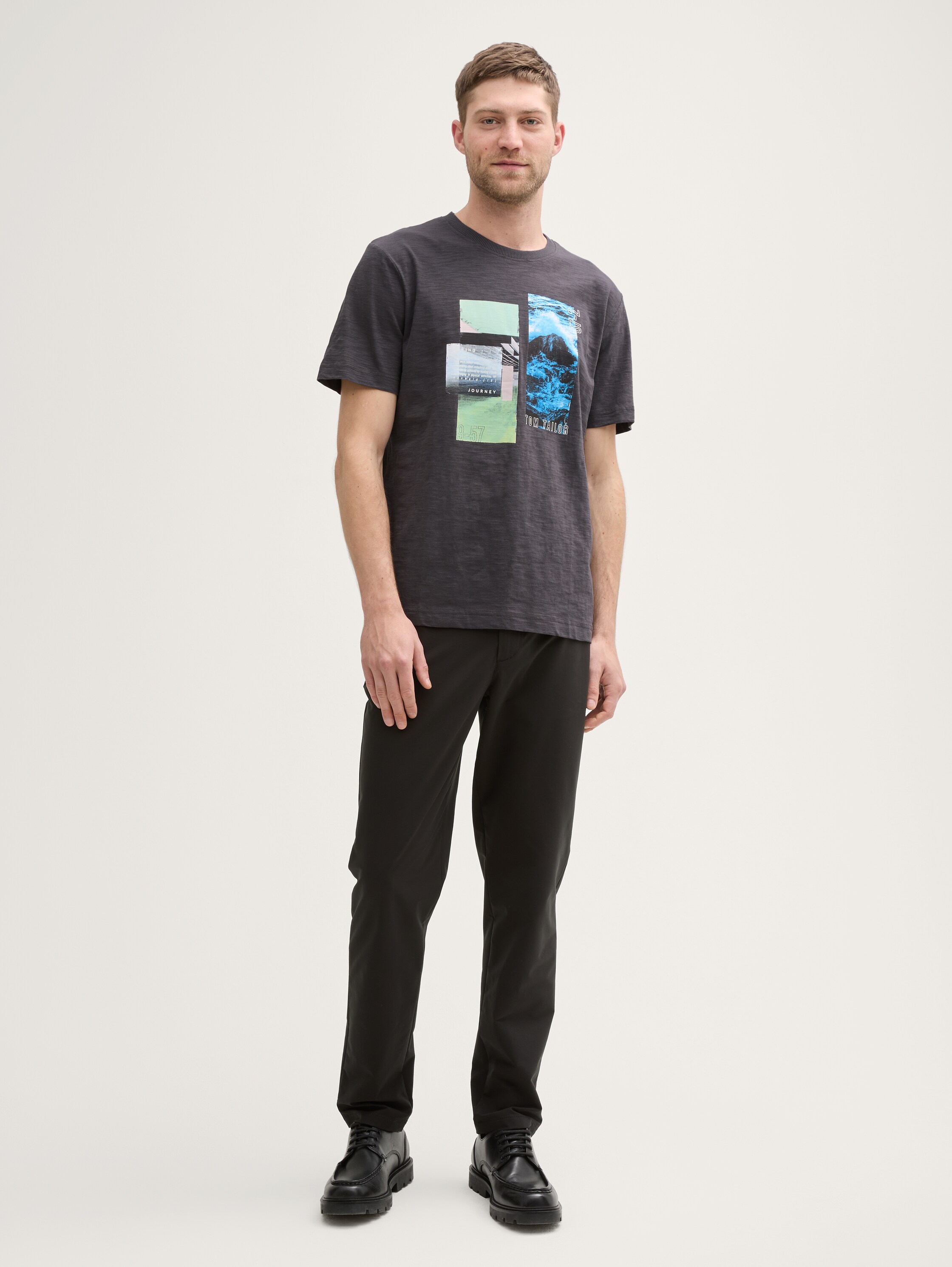 T-Shirt mit Foto-Print - tarmac_grey - 