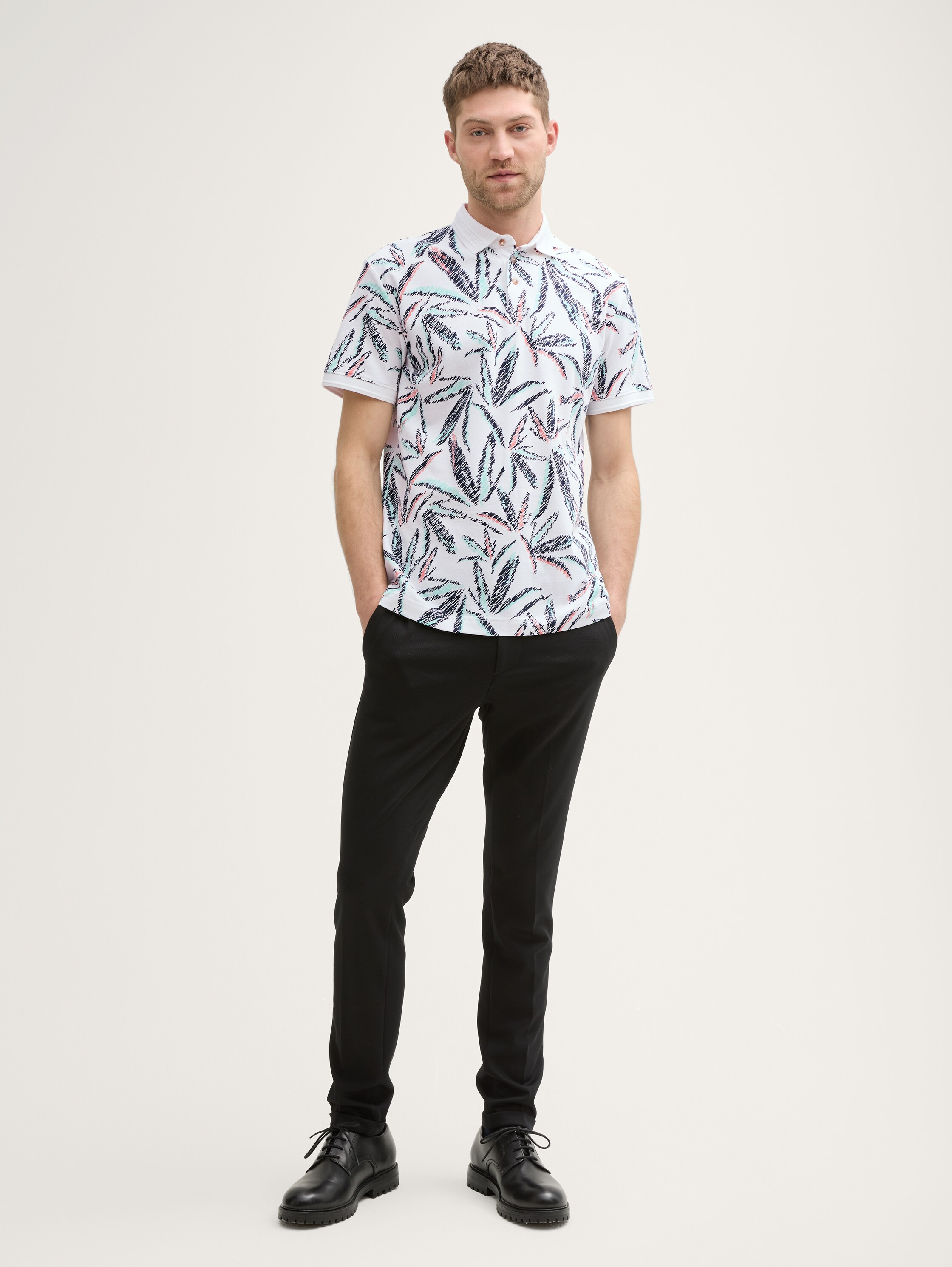 Piqué Poloshirt mit Palmen-Print - white_multi_leaf_design - 
