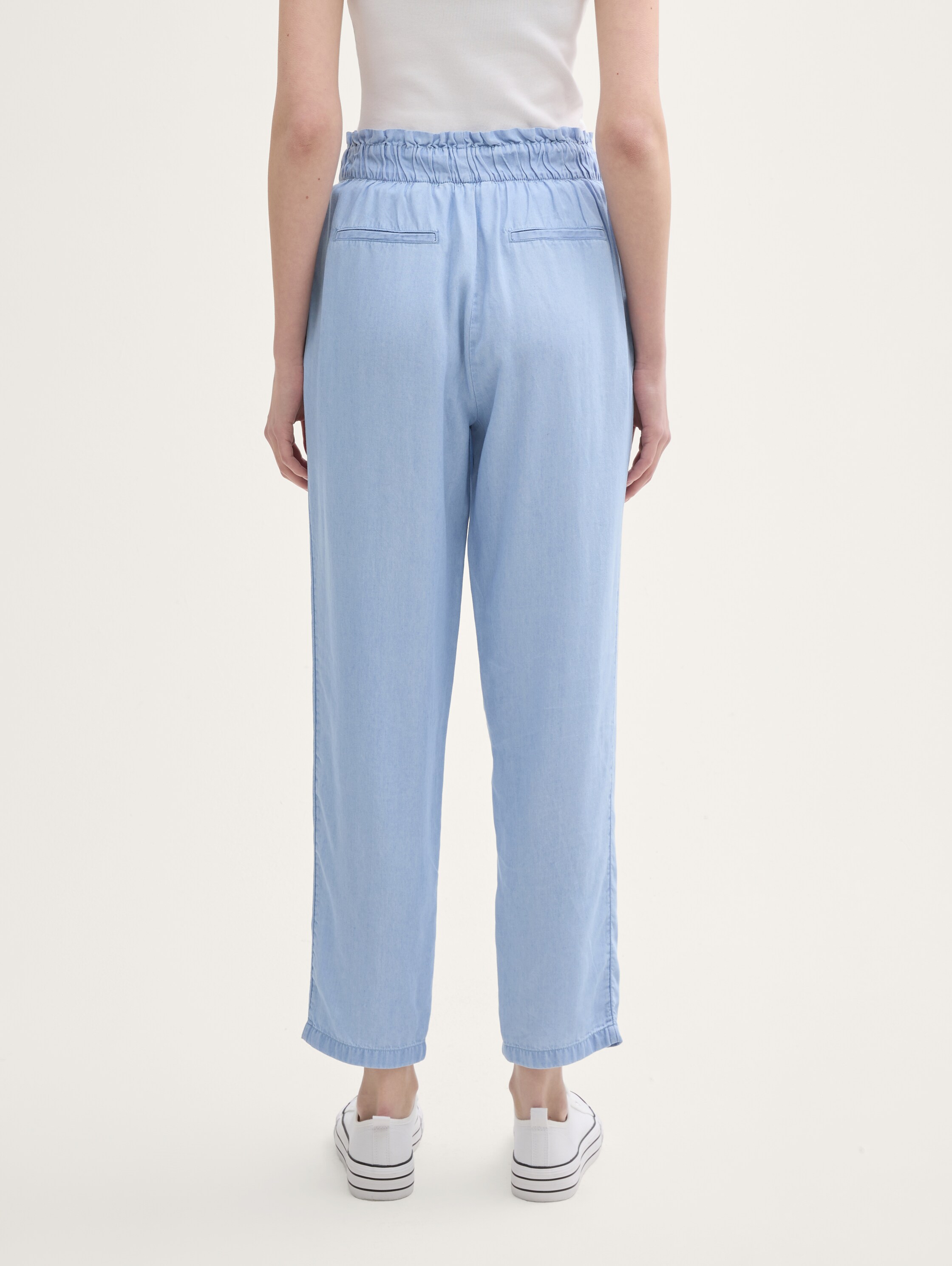 Taps toelopende broek van paperbag - light_stone_bright_blue_denim - 