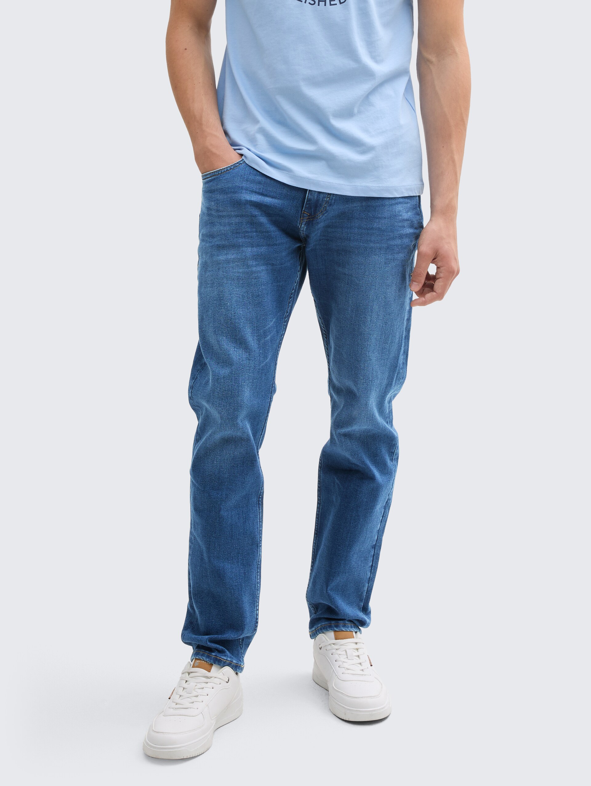 TTPIERS SLIM Jeans - Used Mid Stone Blue Denim - Ausschnitt Model-Vorderansicht