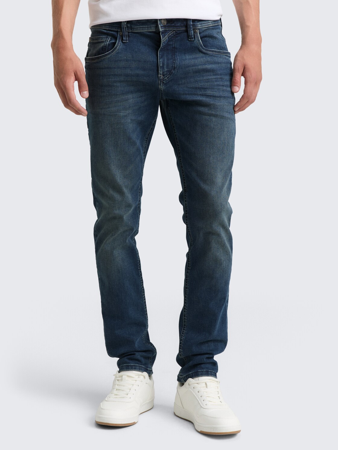 TTAEDAN STRAIGHT Jeans mit Stretch - dark stone blue black denim - Ausschnitt Model-Vorderansicht