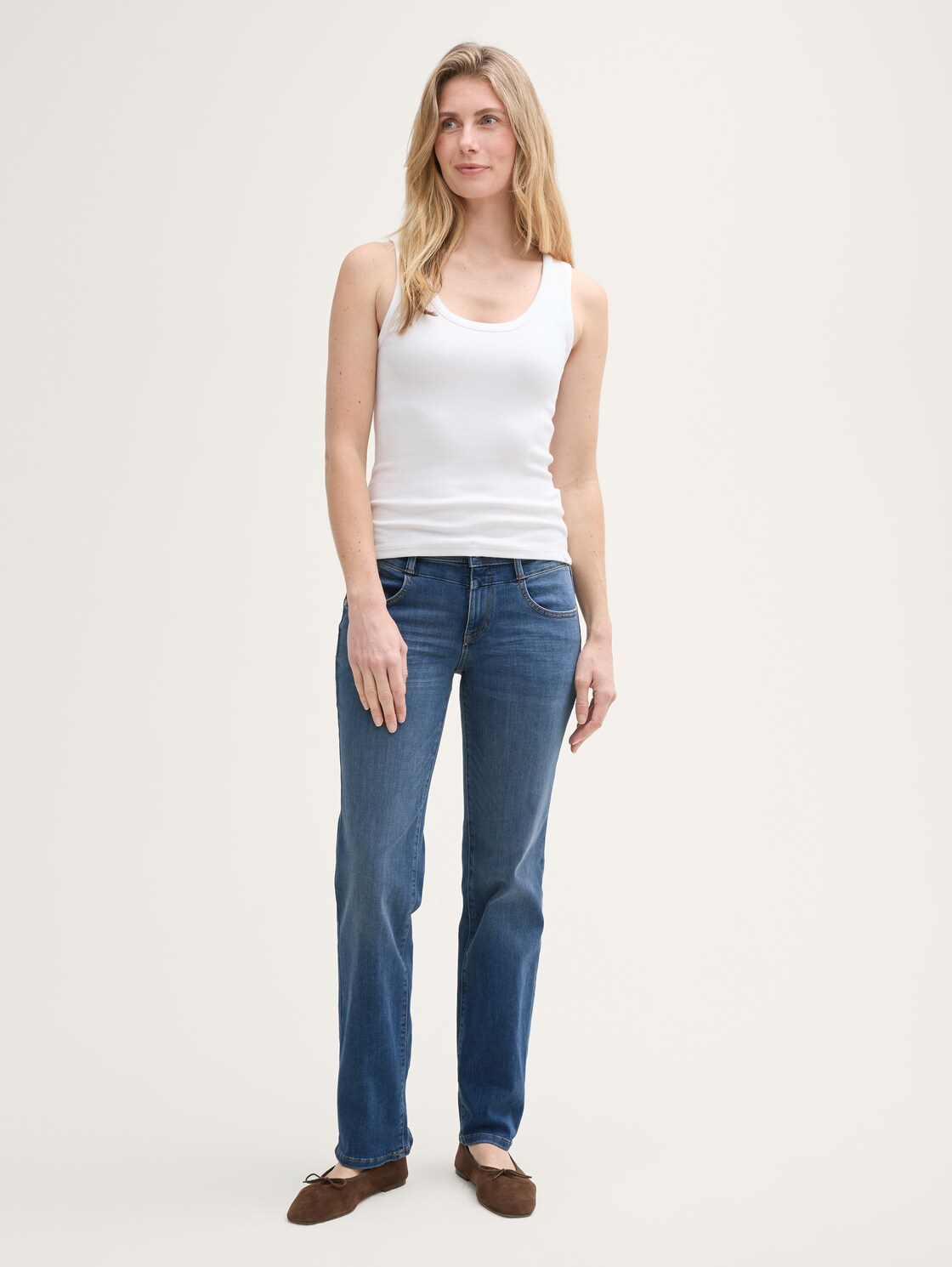 TTALEXA STRAIGHT Jeans - mid stone wash denim - Model-Vorderansicht