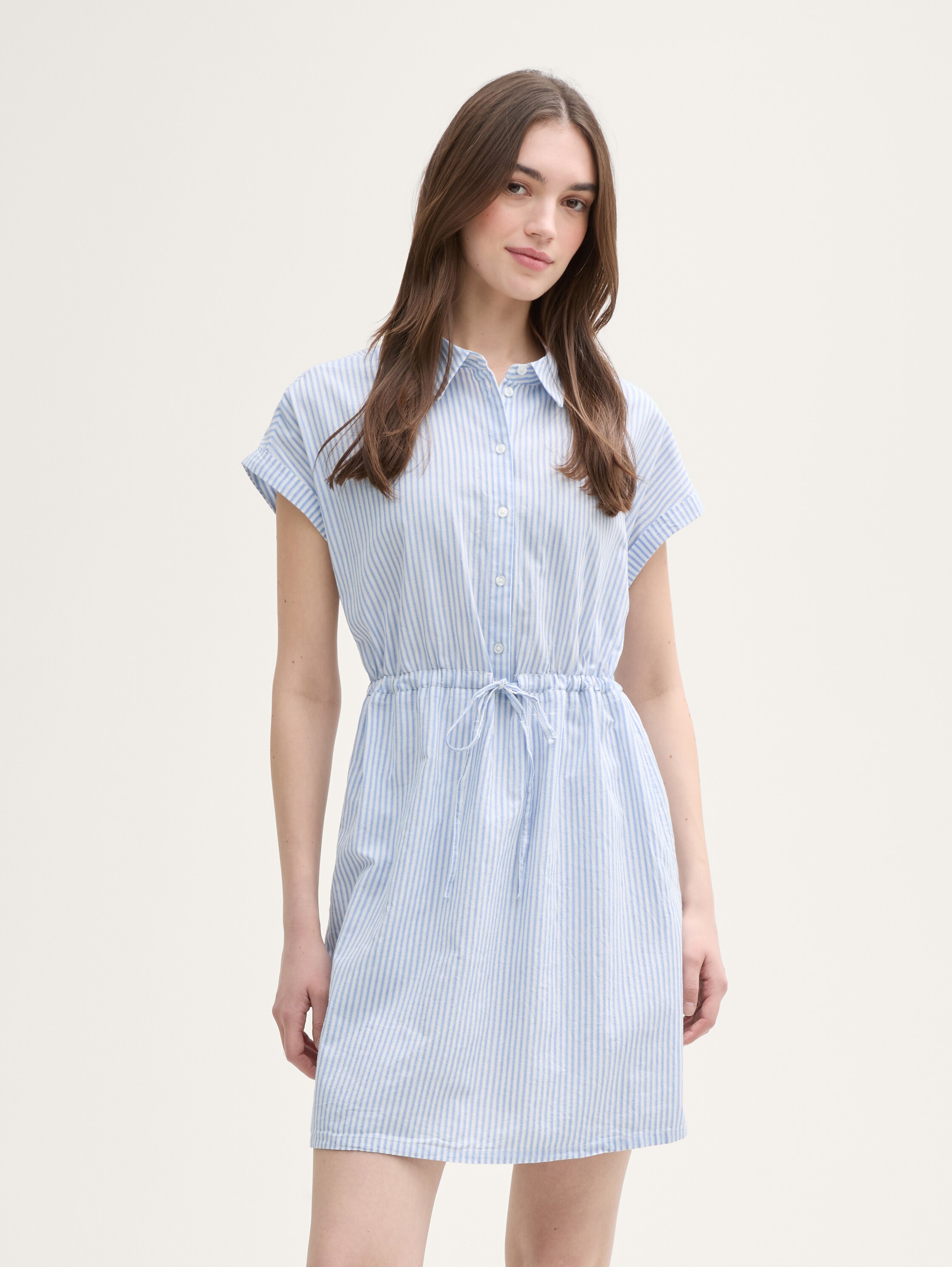 Mini-Blusenkleid mit Streifenmuster - white_blue_vertical_stripe - 