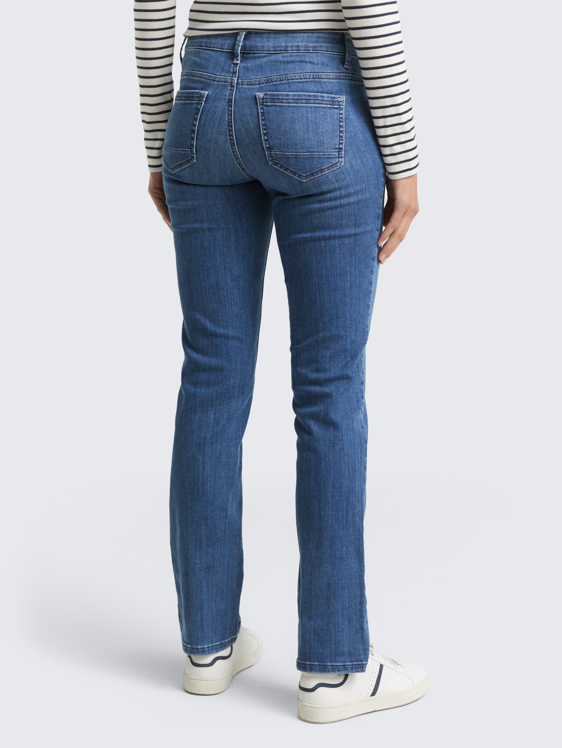 TTALEXA STRAIGHT Jeans - mid stone wash denim - Auschnitt Model-Rückansicht