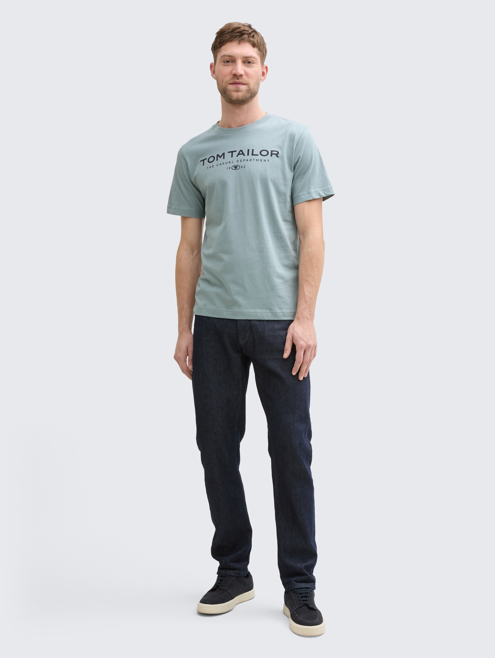 T-Shirt aus Baumwolle mit Logo-Print - grey mint - Model-Vorderansicht
