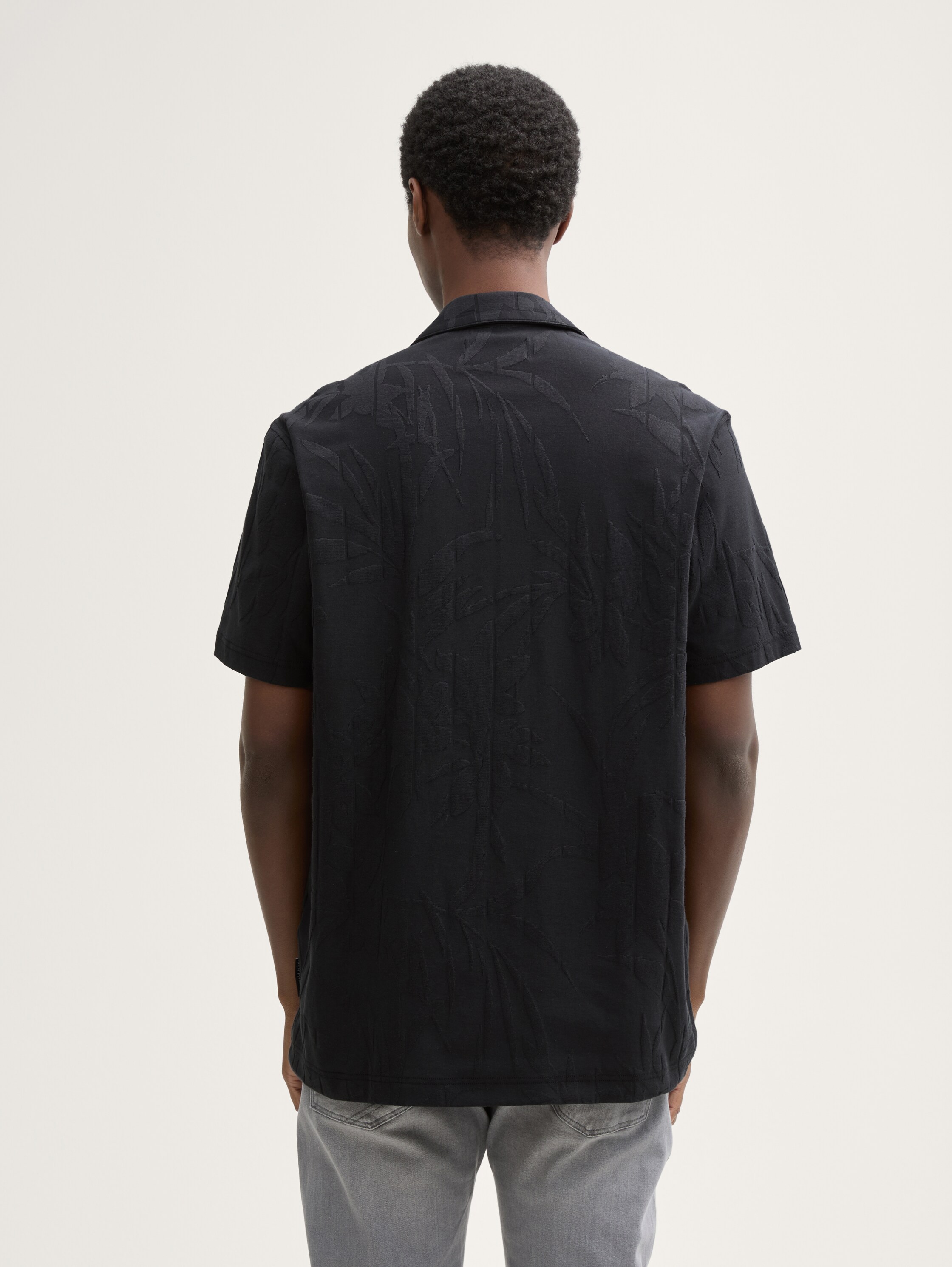 Relaxed Fit Resort Kurzarmhemd - black_leaves_jacquard - 