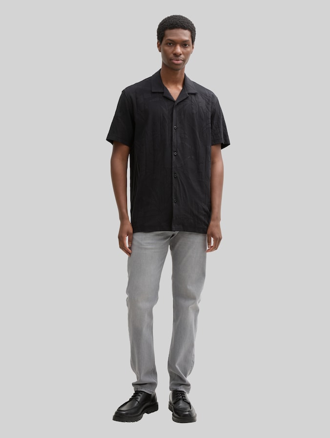 Relaxed Fit Resort Kurzarmhemd von Denim Male, black leaves jacquard