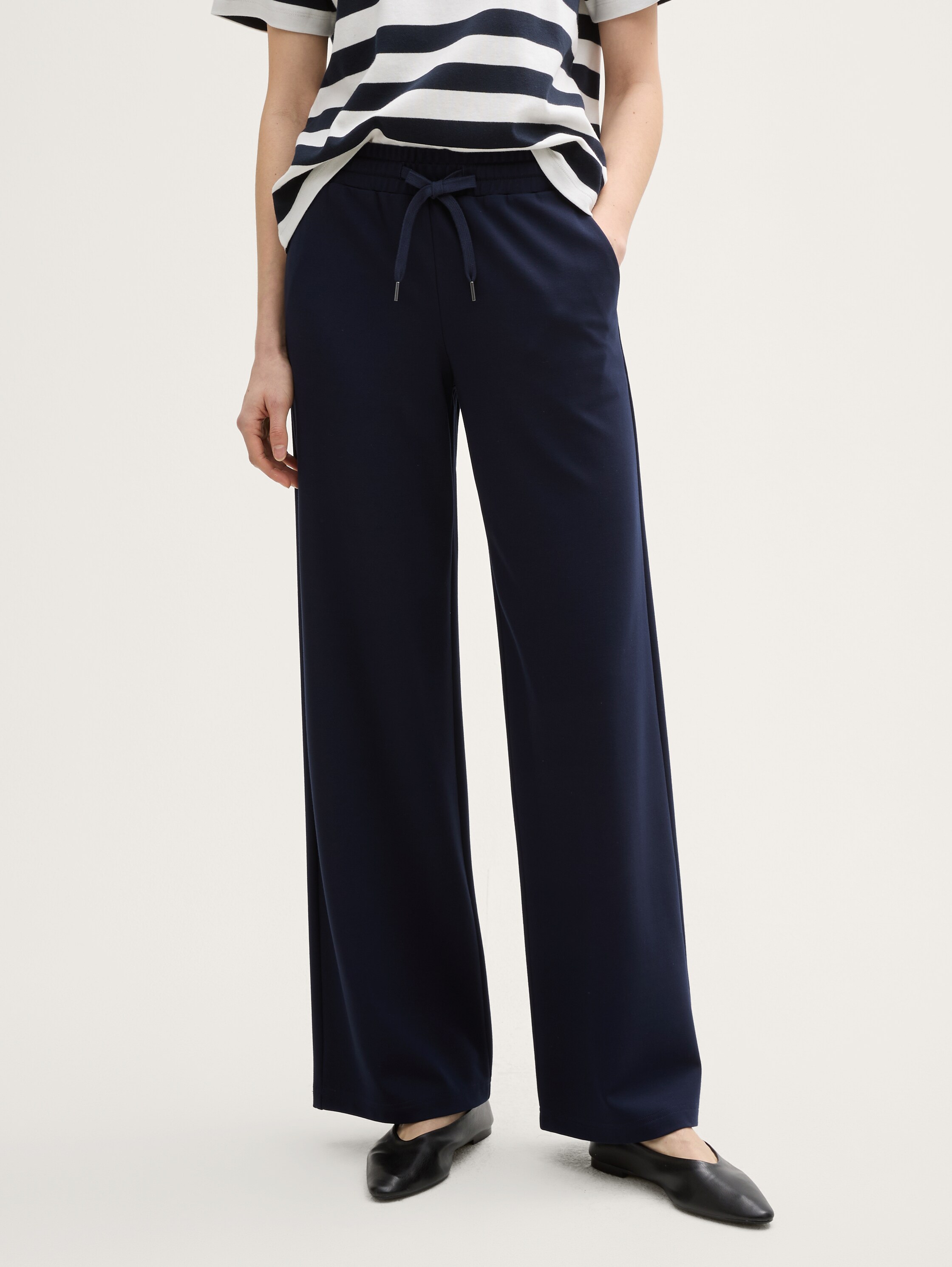 Loose Fit Wide Leg Hose - 5