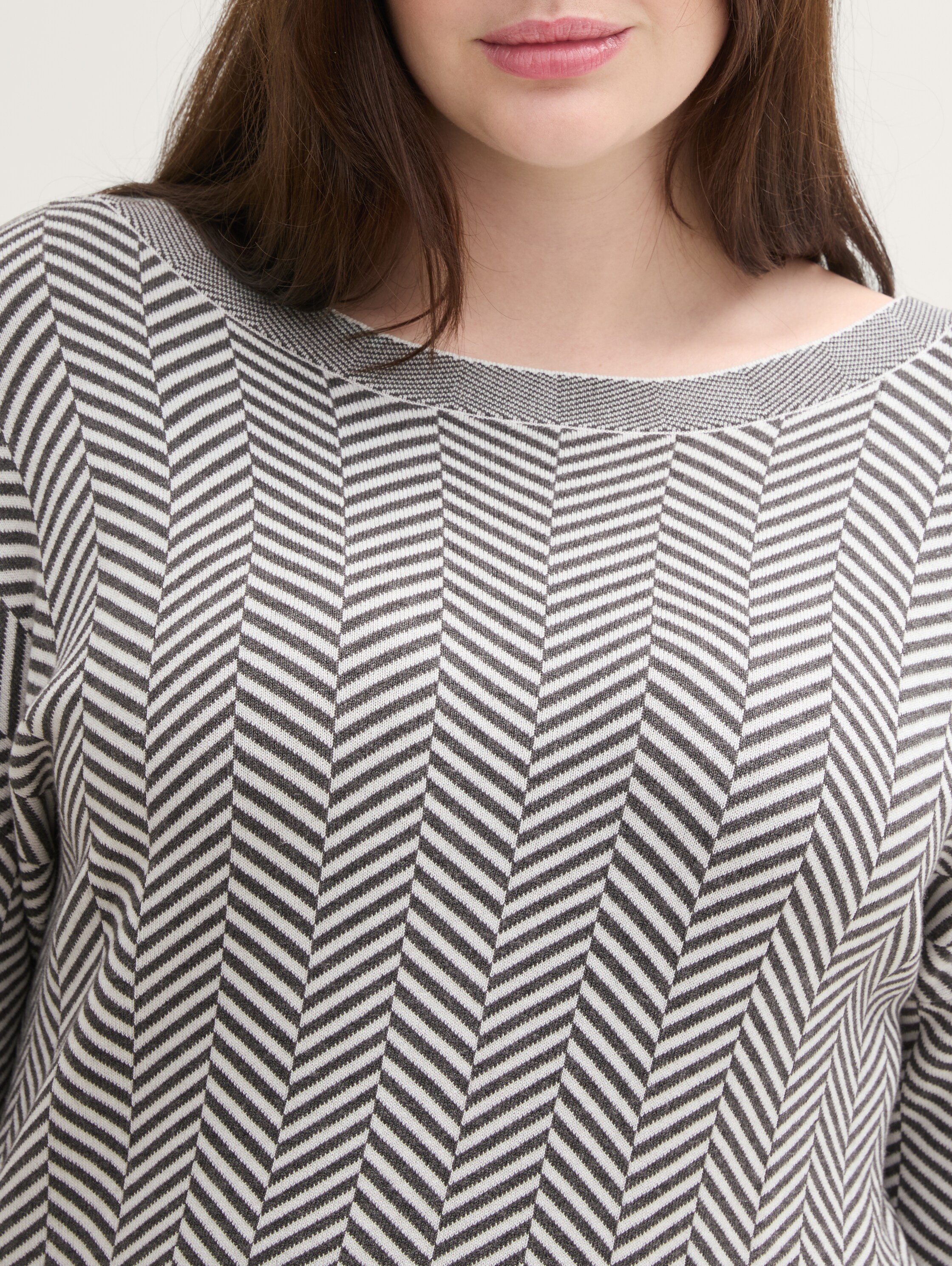 Plus Size - Pullover mit Fischgrätenmuster - anthrazit_knit_heringbone - 