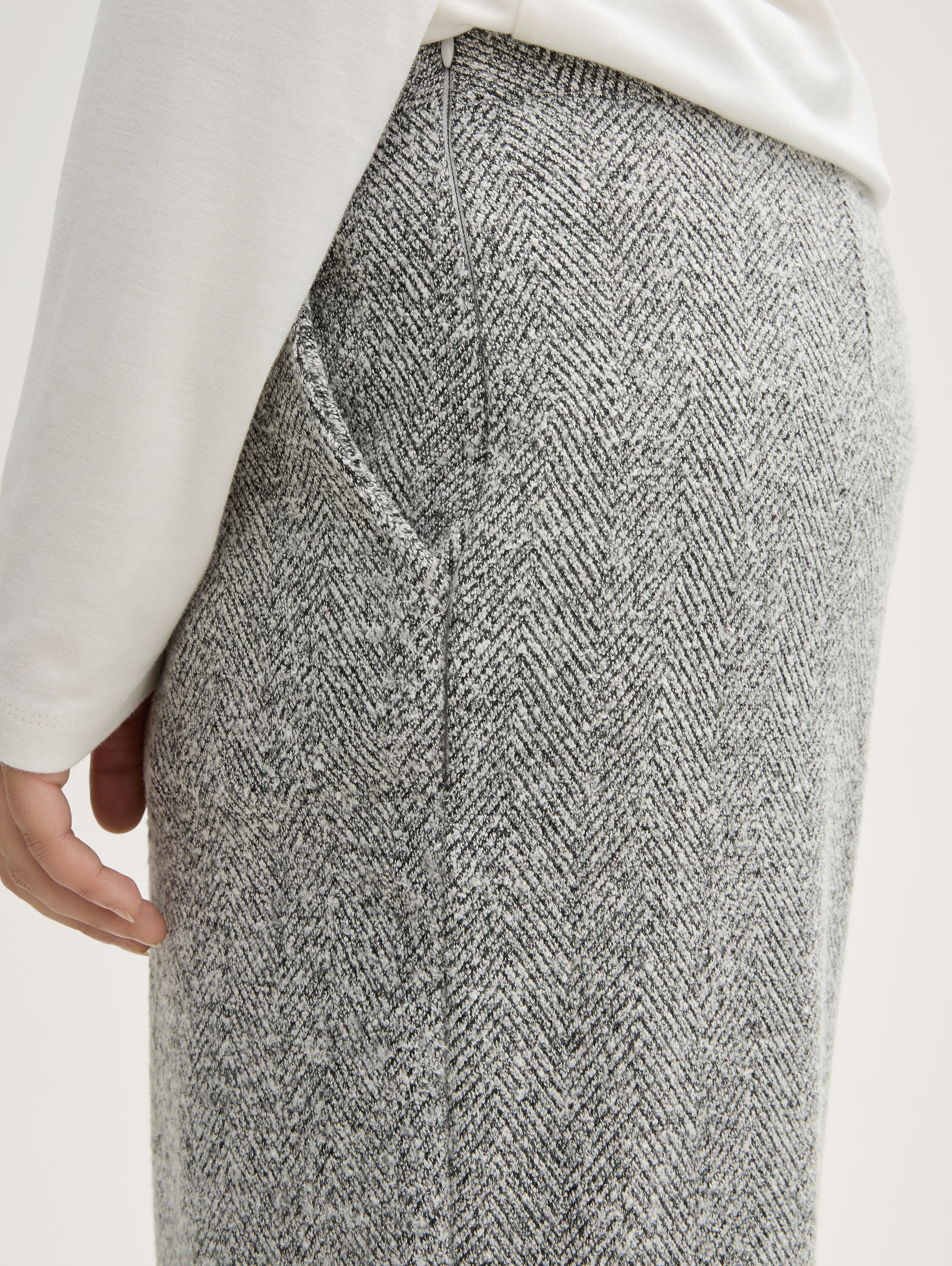 Plus Size - Cropped Culotte Hose - grey_heringbone_boucle - 