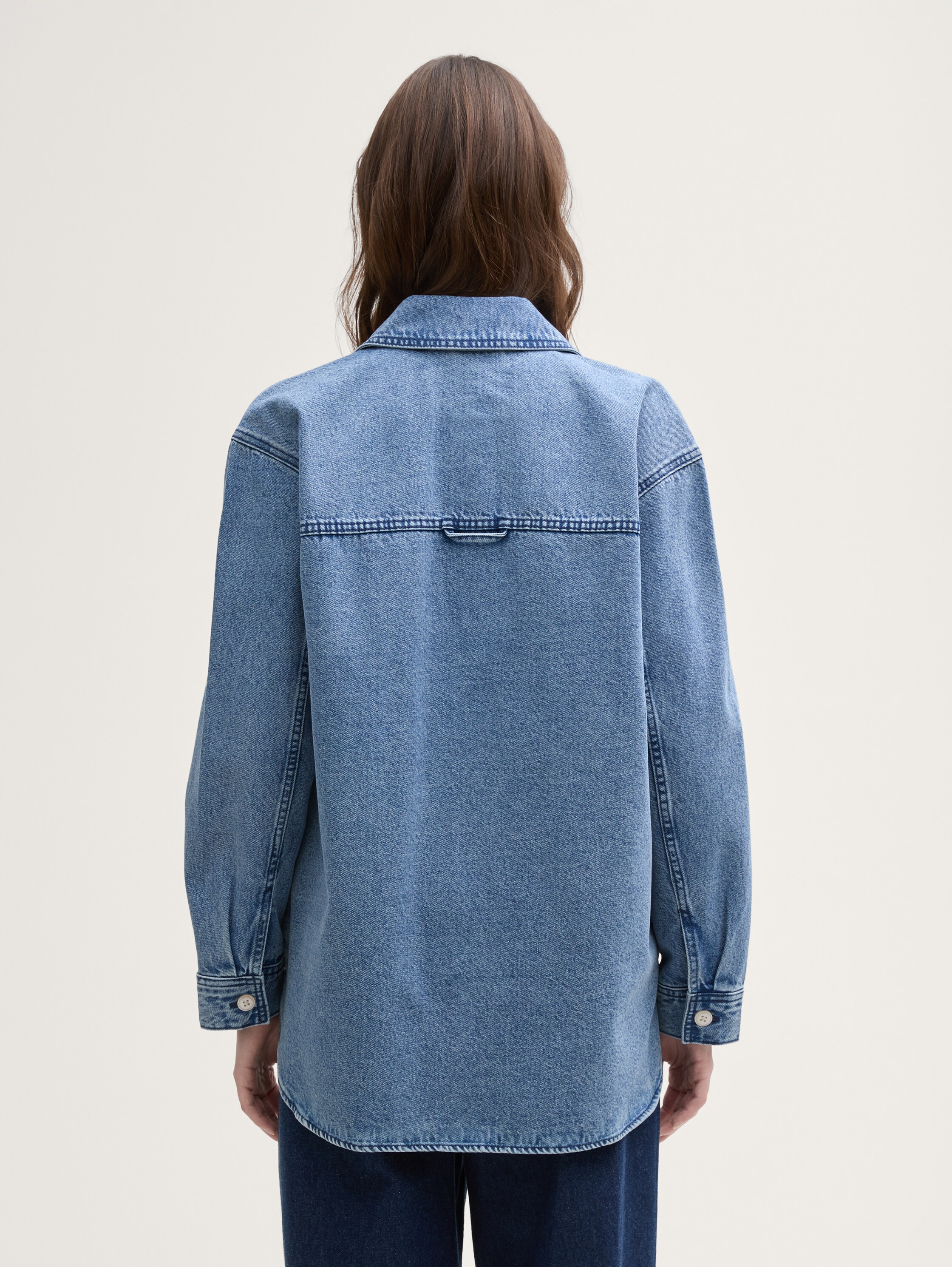 Jeansjacke mit Eingriffstaschen - 3