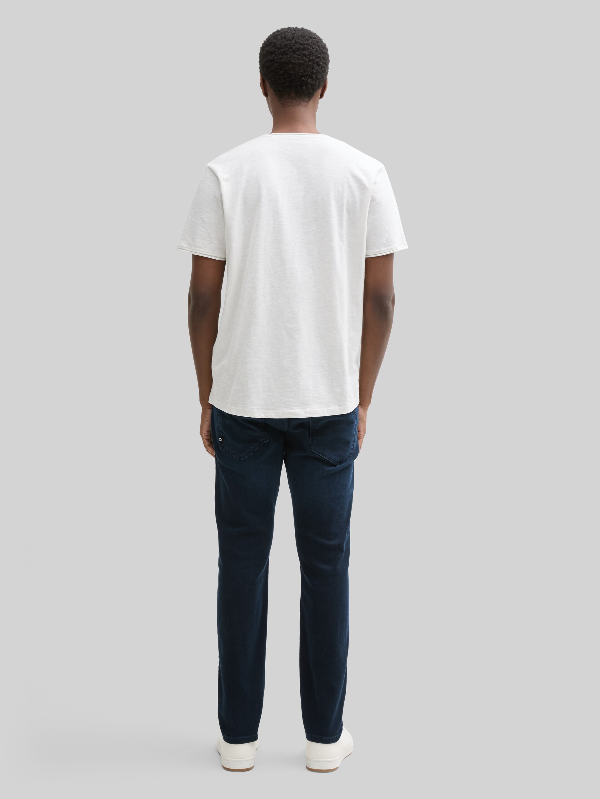 TTBRYDEN TAPERED Jeans - blue black denim - Neckline model-back view