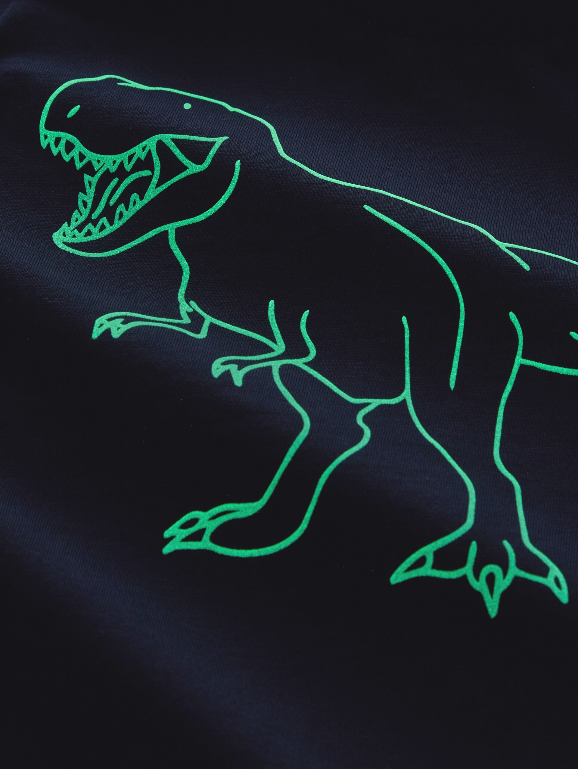 Glow-in-the-Dark T-Shirt - sky captain blue - Detail-Model-Ansicht