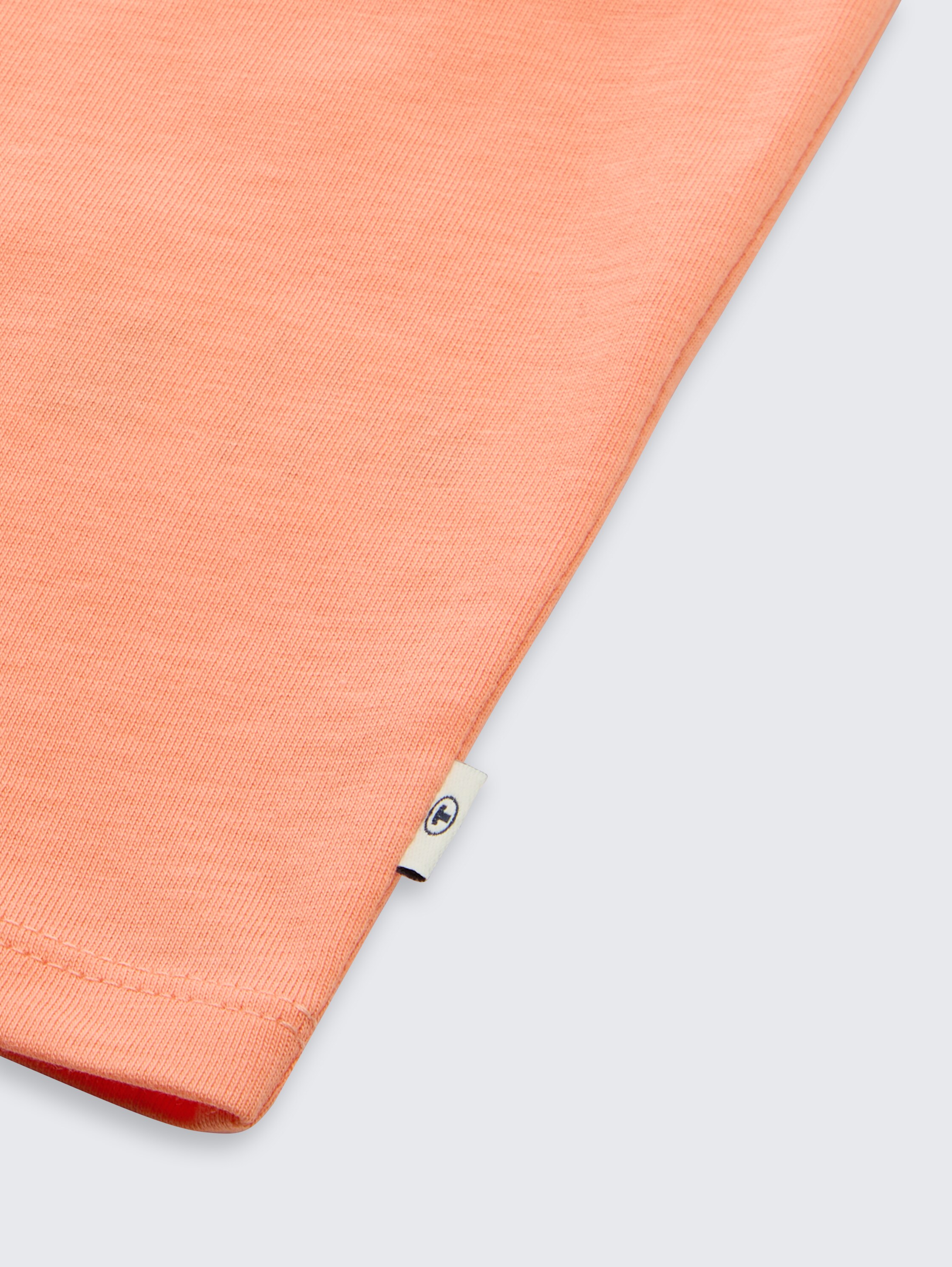 Glow-in-the-Dark T-Shirt - bright coral - Detail-Model-Ansicht