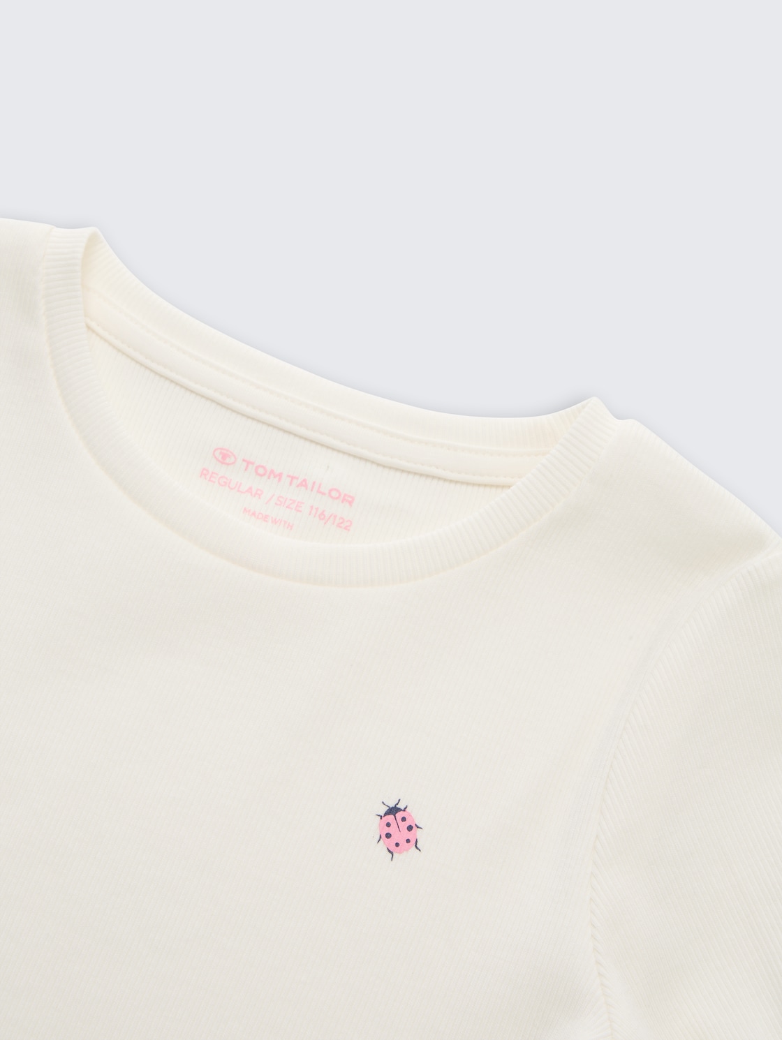 Ripp T-Shirt mit Print - soft cream white - Detail-Model-Ansicht