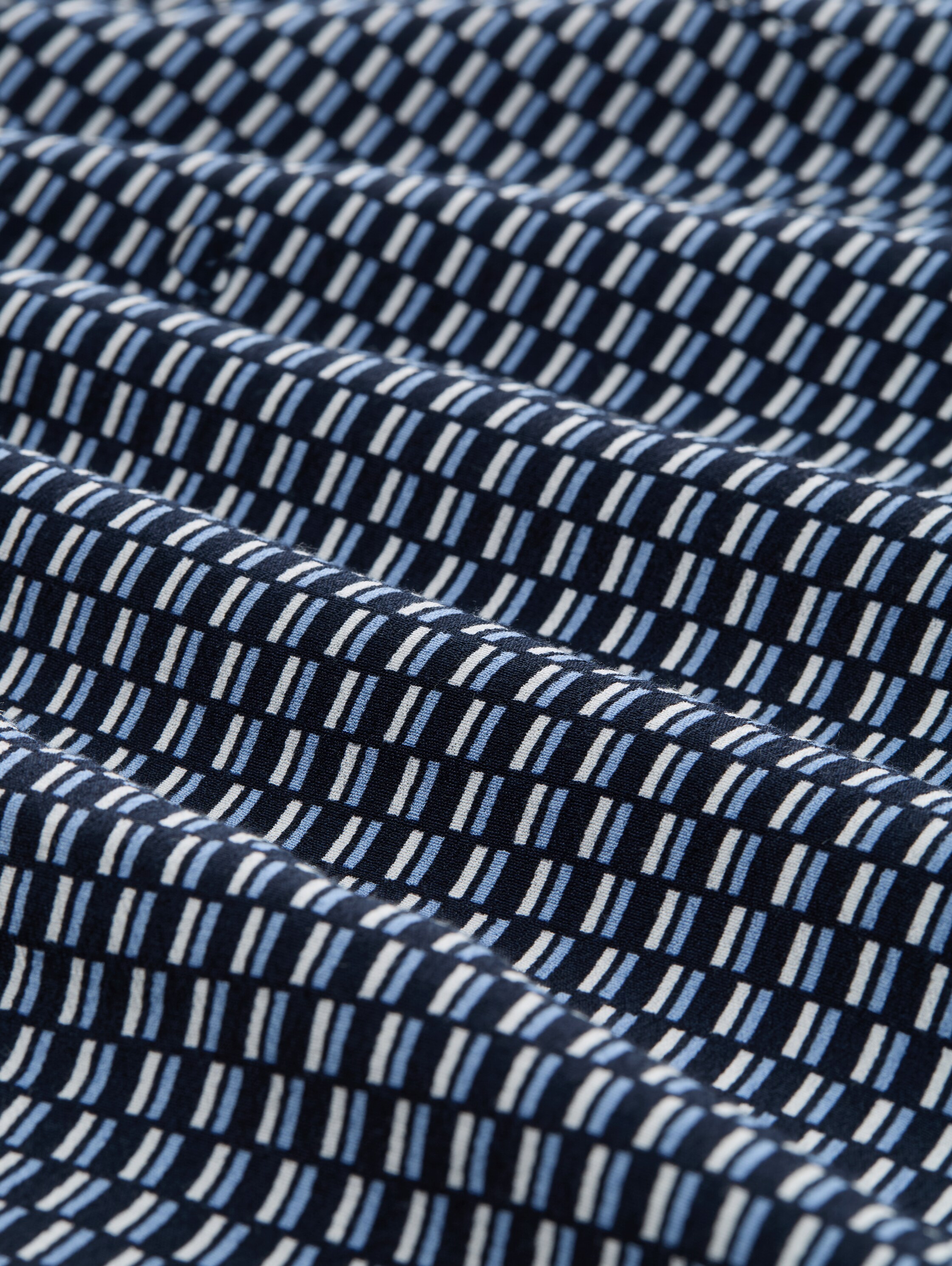 Plus Size - Bluse mit Muster - printed_blue_white_minimal - 