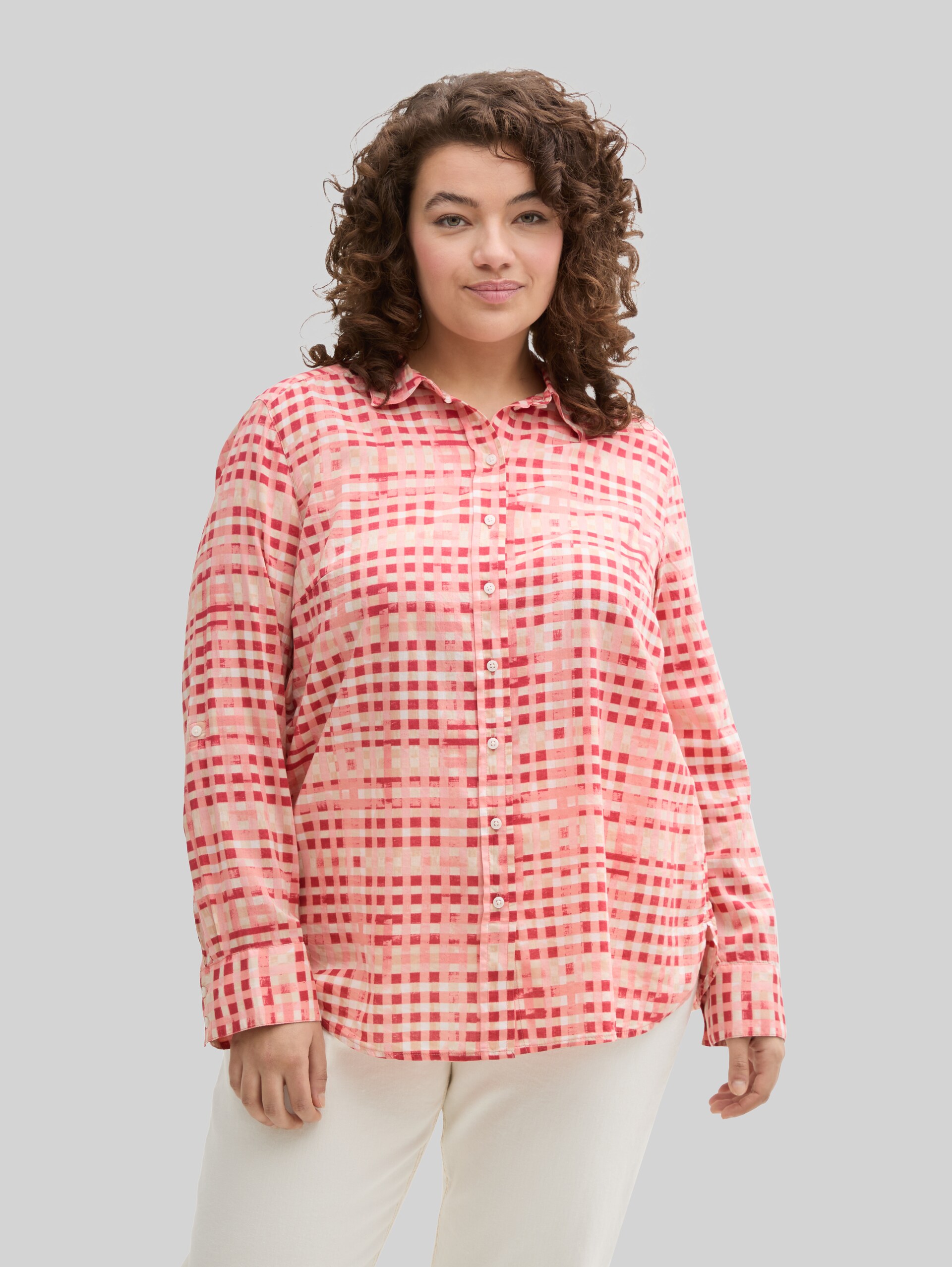 Plus Size - Patterned blouse - berry red check design - Neckline model front view