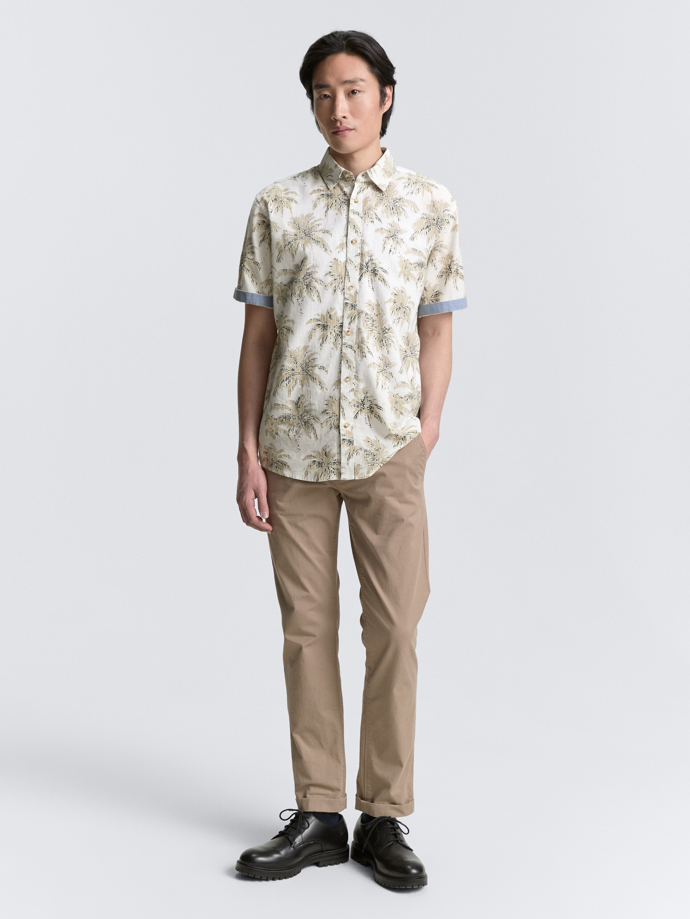 Regular Fit Kurzarmhemd mit Palmen-Print - off_white_stripe_palm_design - 
