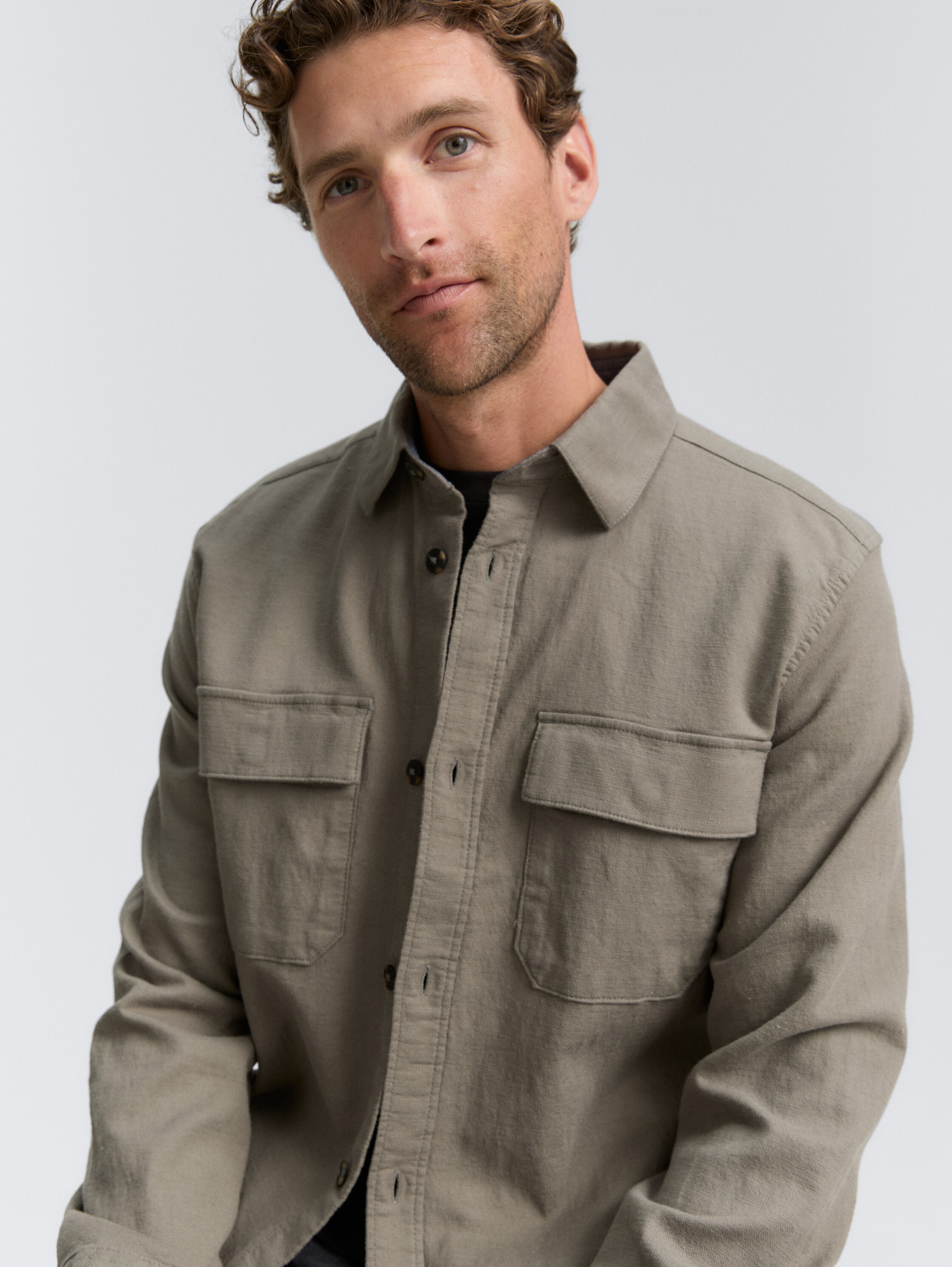 Overshirt Hemd mit Brusttaschen - smokey_olive_green - 