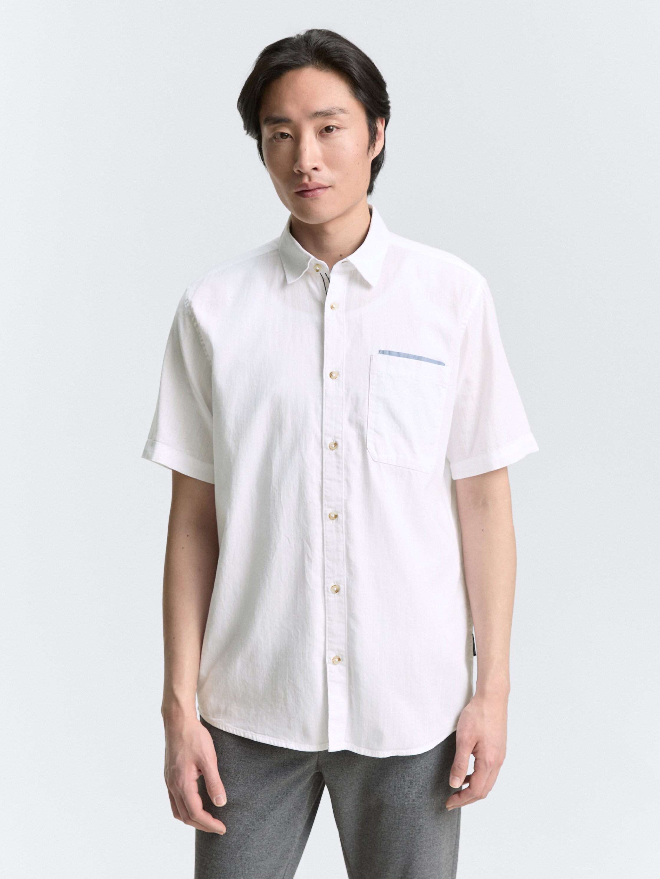 Regular Fit Kurzarmhemd aus Baumwolle - white - 