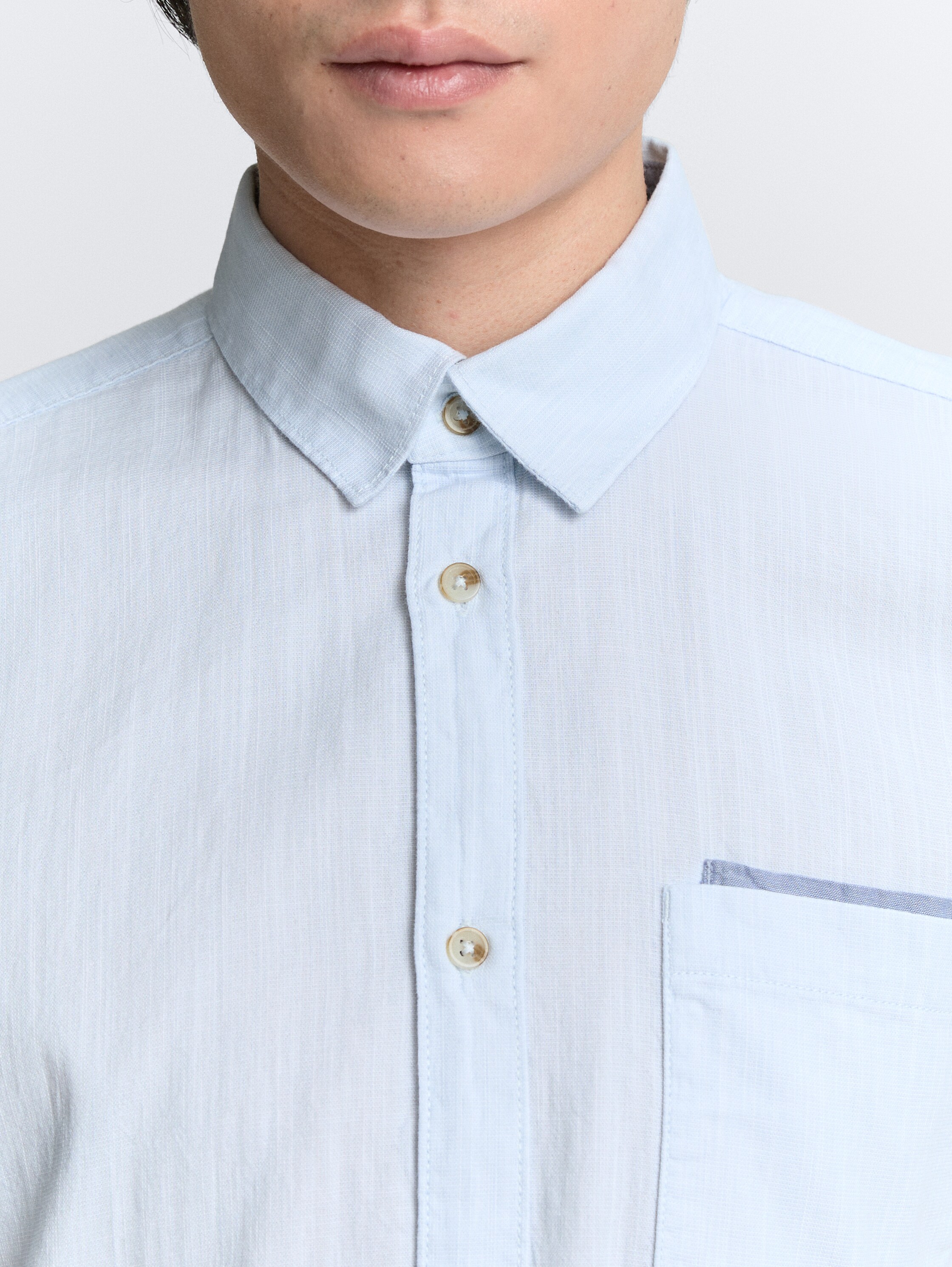 Regular Fit Kurzarmhemd aus Baumwolle - light_blue_slub_structure - 