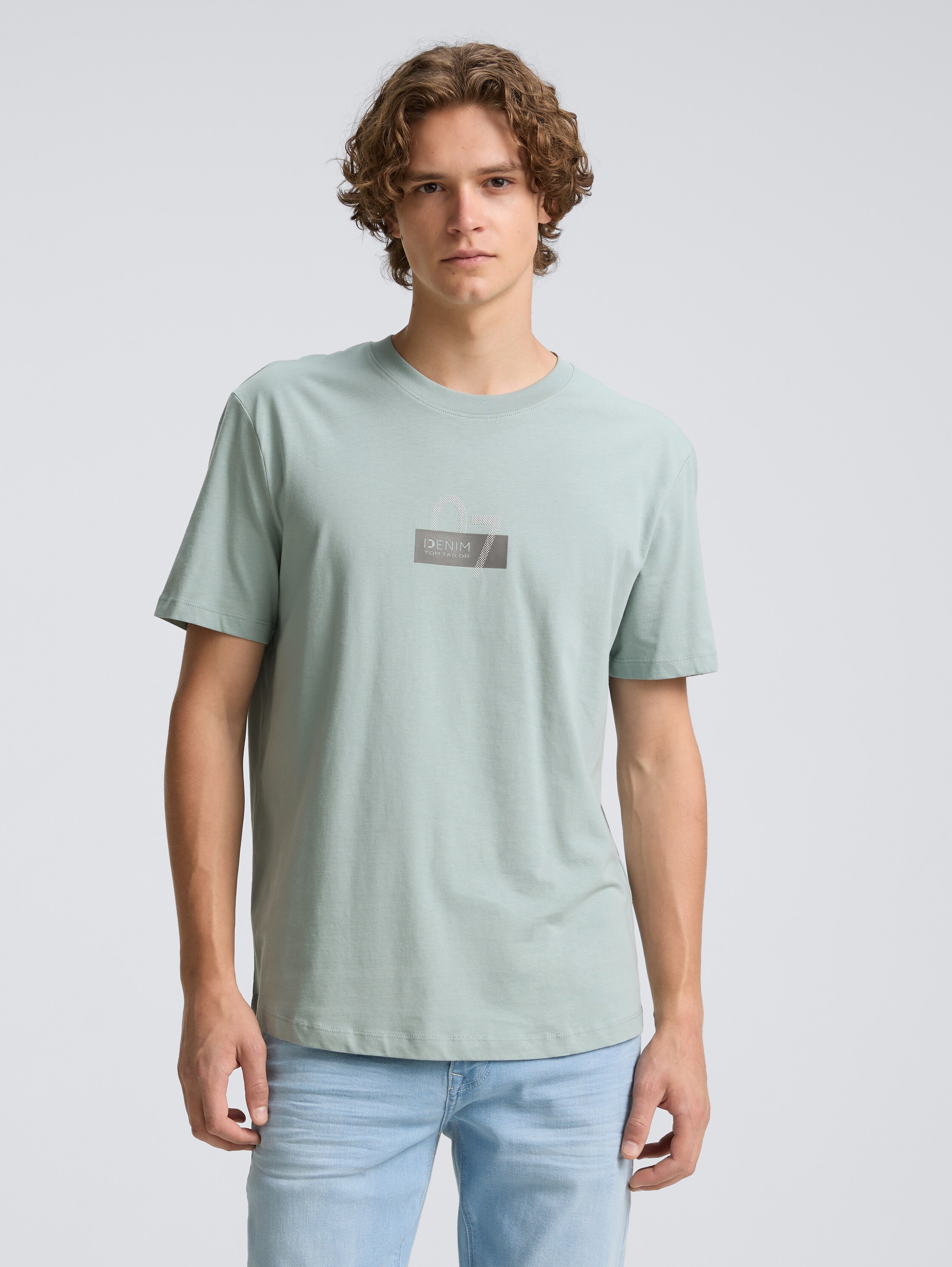 T-Shirt mit Print aus Baumwolle - light_ice_blue - 