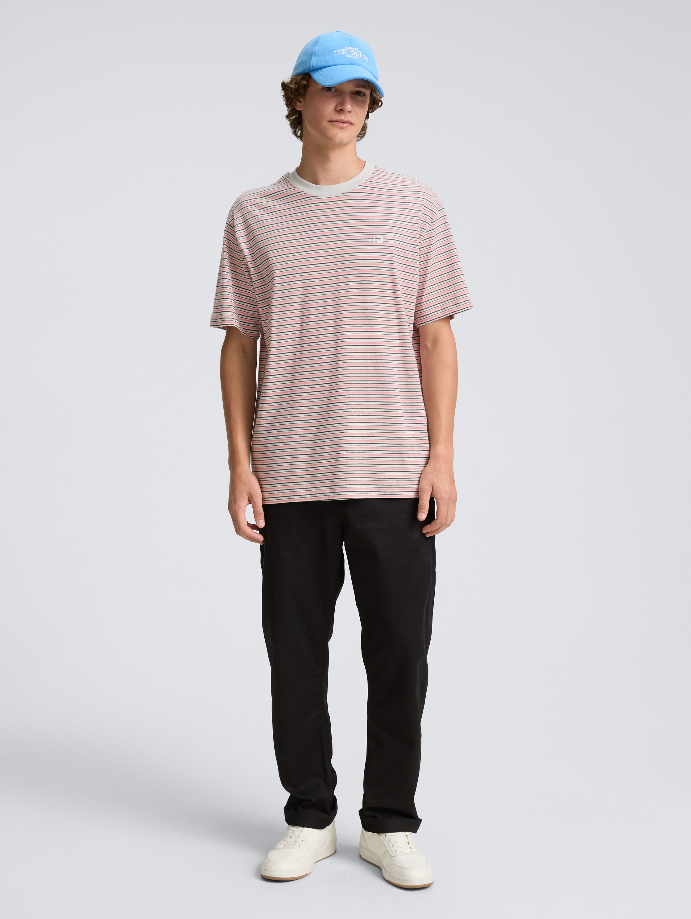 Relaxed Fit T-Shirt mit Streifenmuster - grey_rose_yd_fine_stripe - 