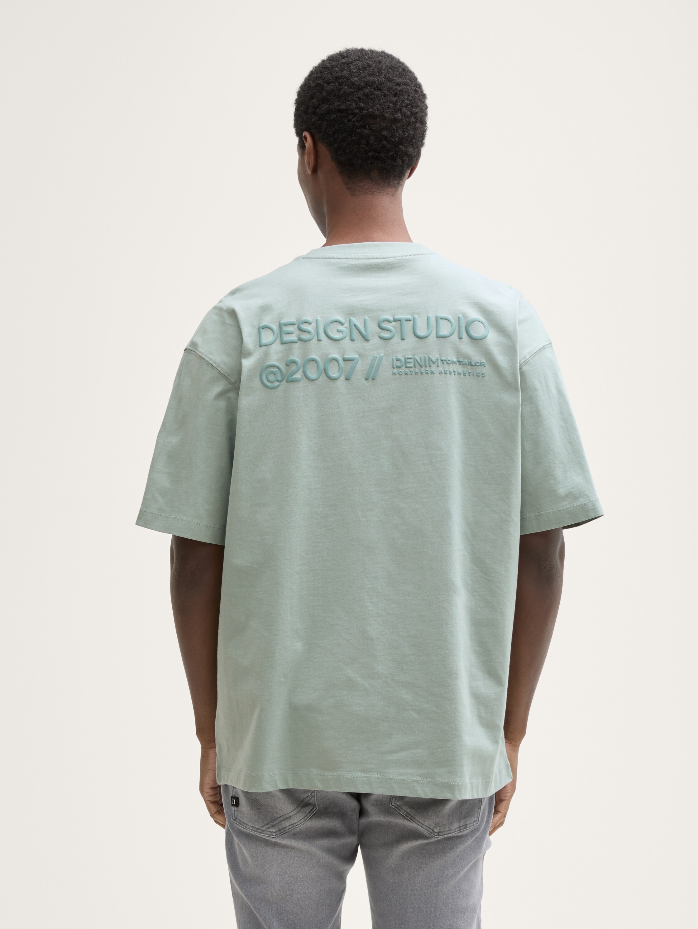 Oversize T-Shirt mit Rückenprint - light_ice_blue - 