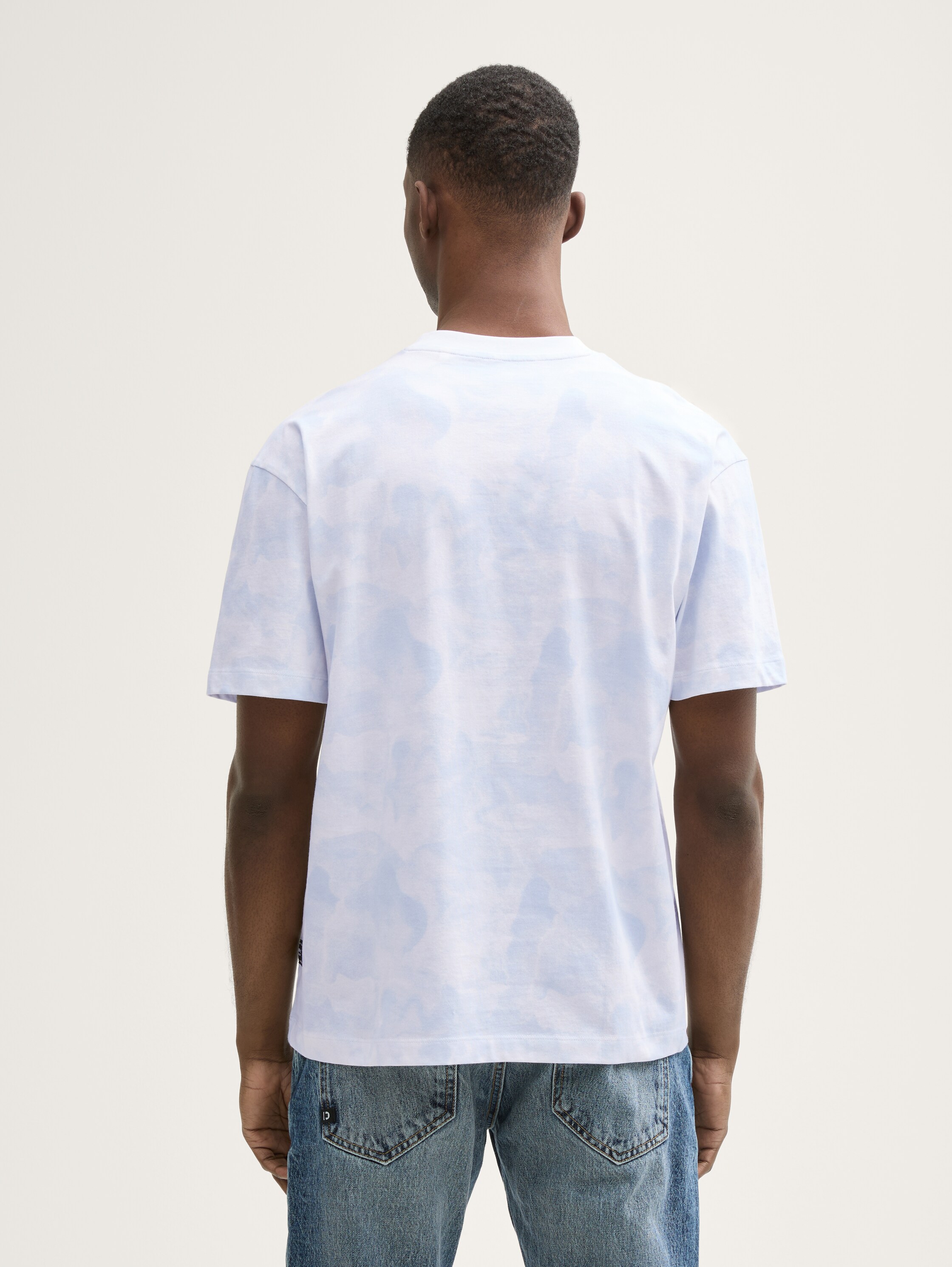 Relaxed Fit T-Shirt mit Allover-Print - white_blue_watery_print - 
