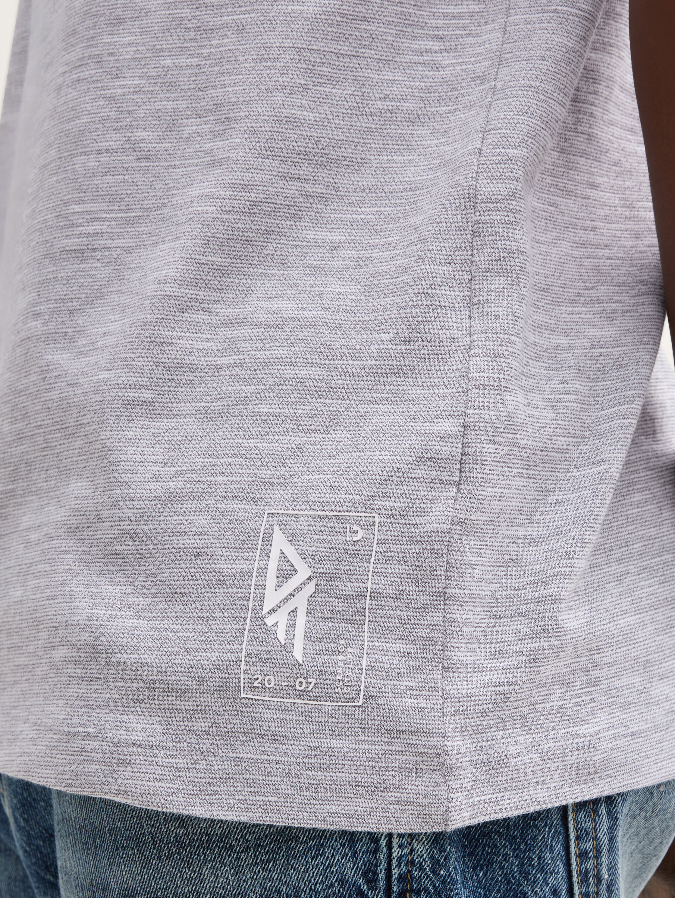 Basic T-Shirt in Melange-Optik - pavement_grey - 