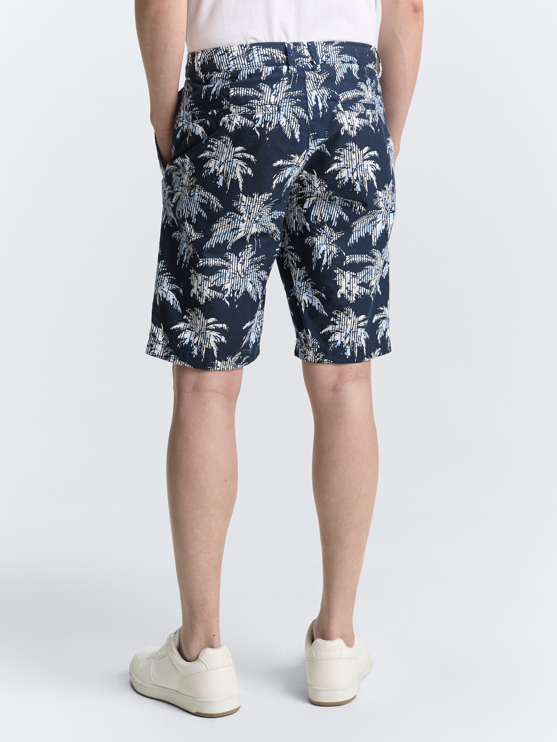 Regular Chino Shorts mit Palmen-Print - navy_blue_stripe_palm_design - 
