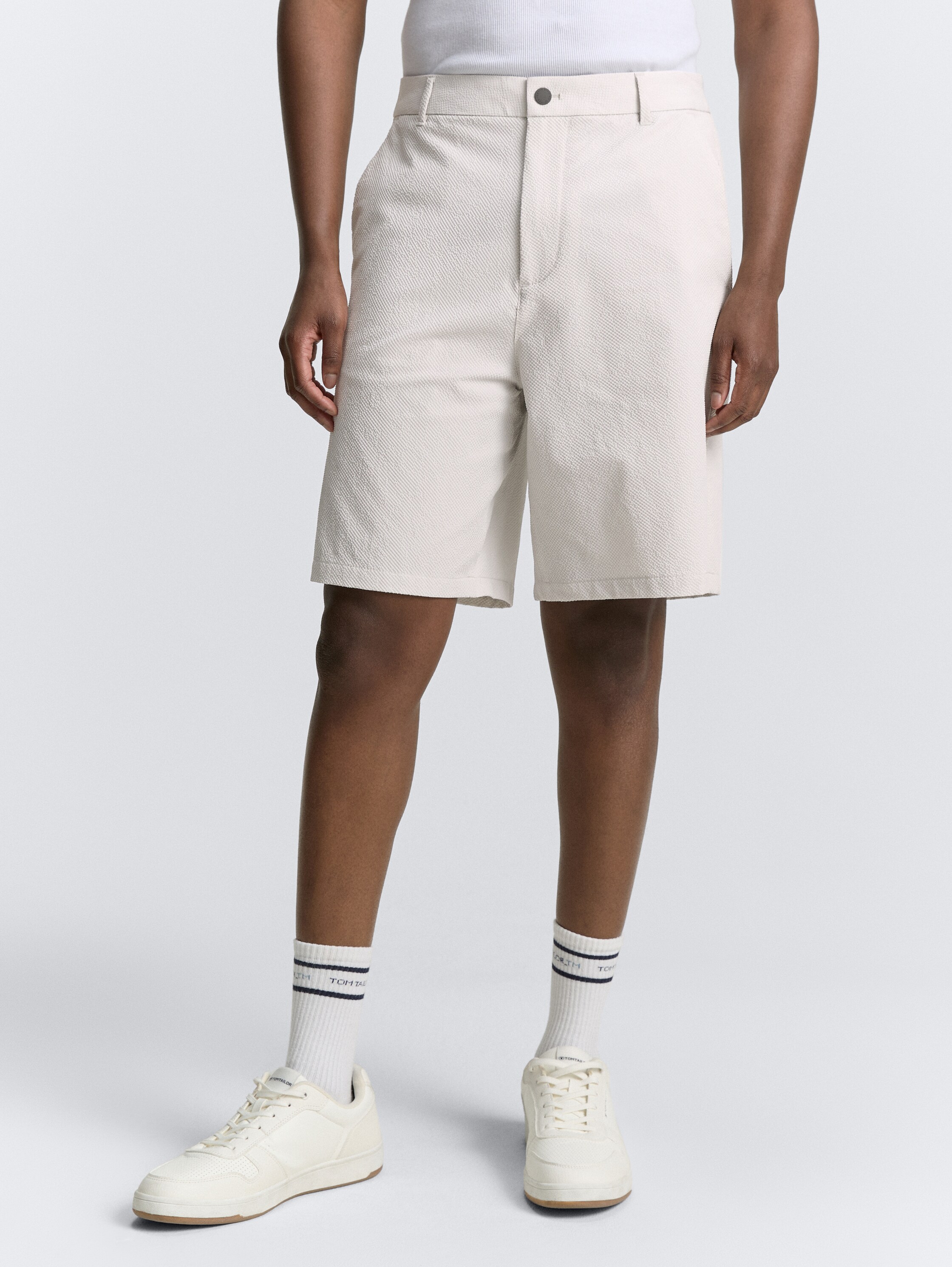 Ultralight Loose Fit Shorts - chalk_grey - 