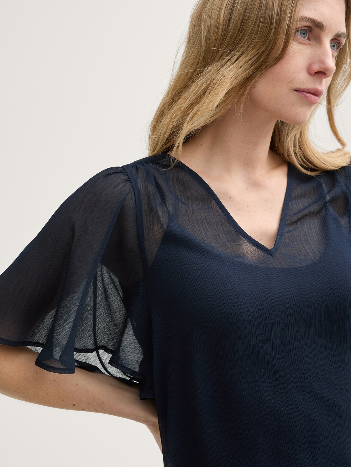 Chiffon Bluse - sky captain blue - Detail-Model-Ansicht