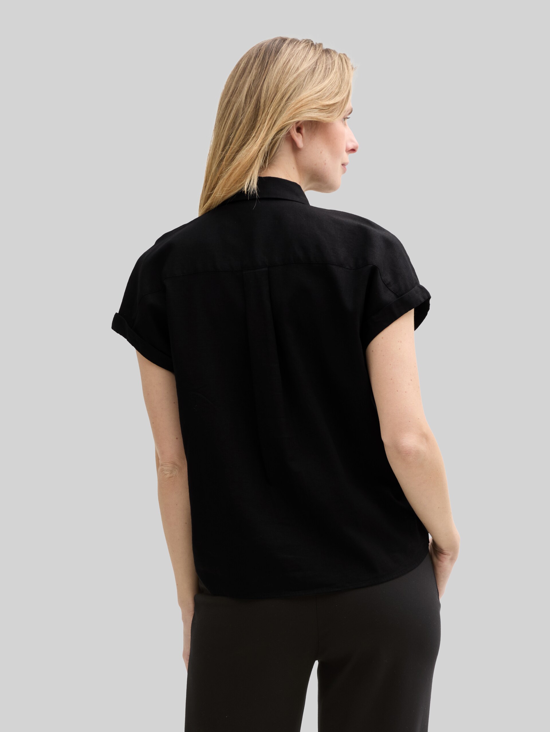 Blouse ample avec partie en lin - deep black - Découpe Vue arrière du modèle