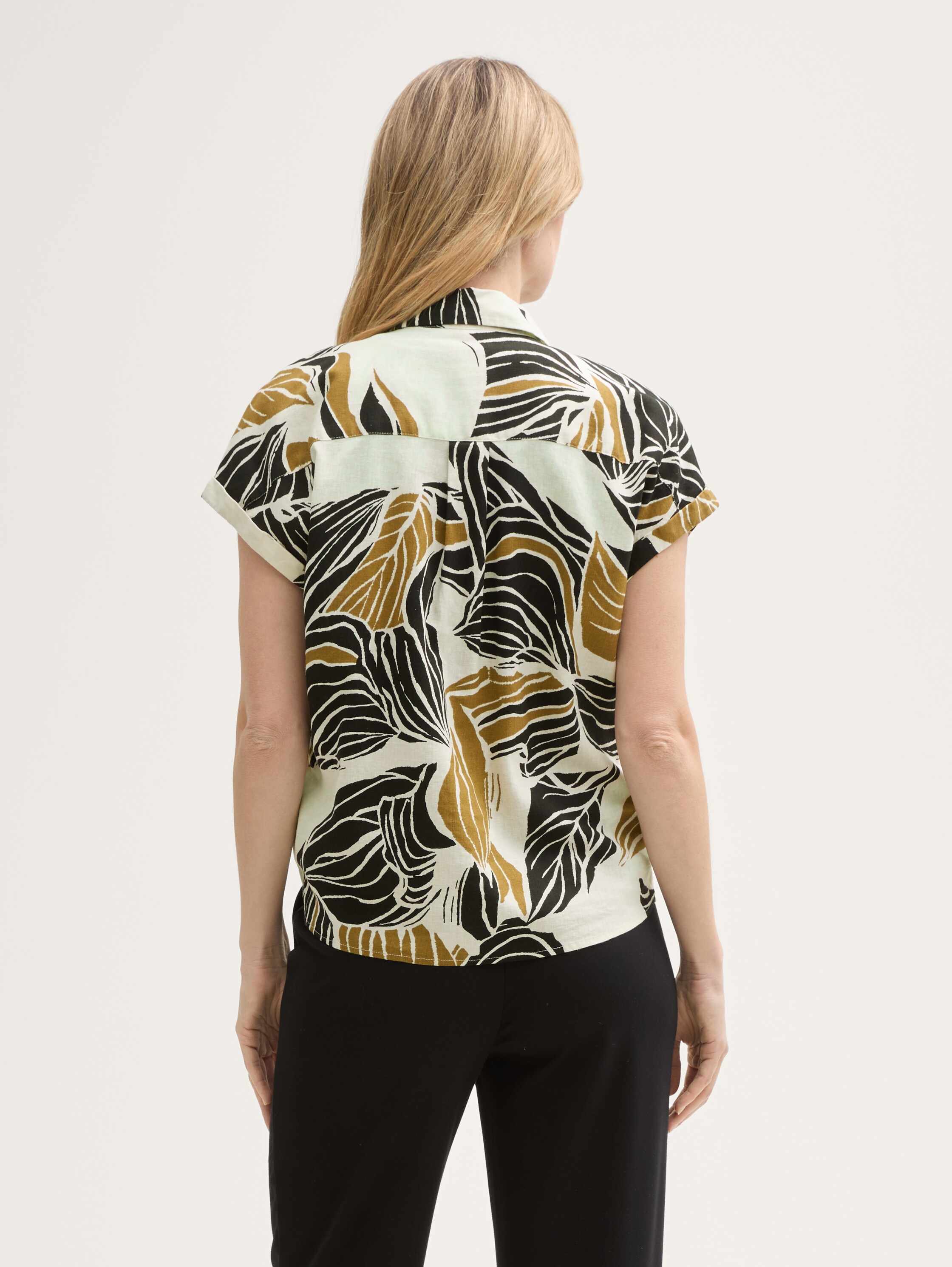 Loose Fit Bluse mit Leinenanteil - neutral_cut_leaves_design - 