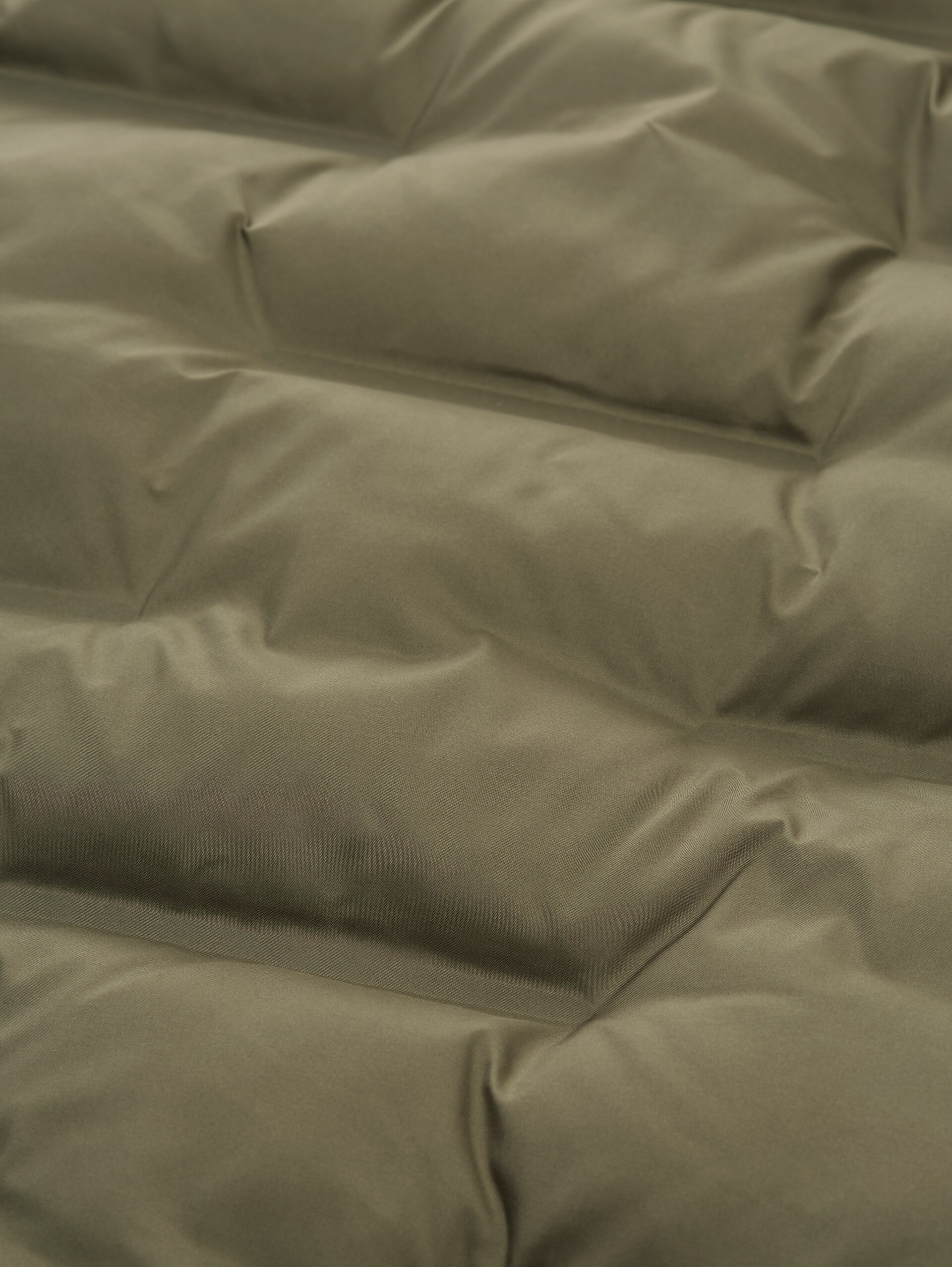 Hybrid Steppweste mit Stehkragen - jungle soil green - Produkt-Detail-Ansicht