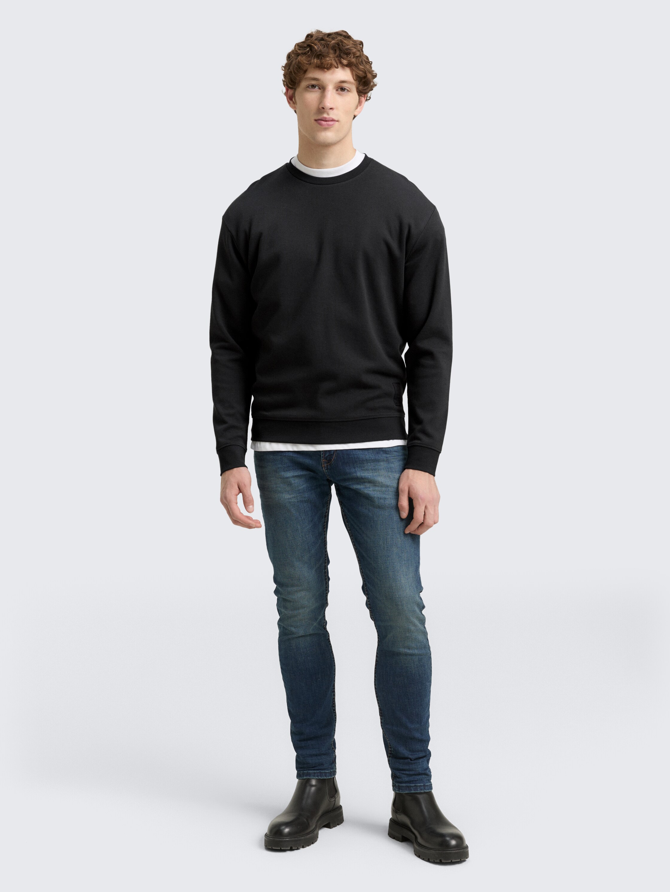 Piqué sweatshirt - Night Watch Black - Model vooraanzicht