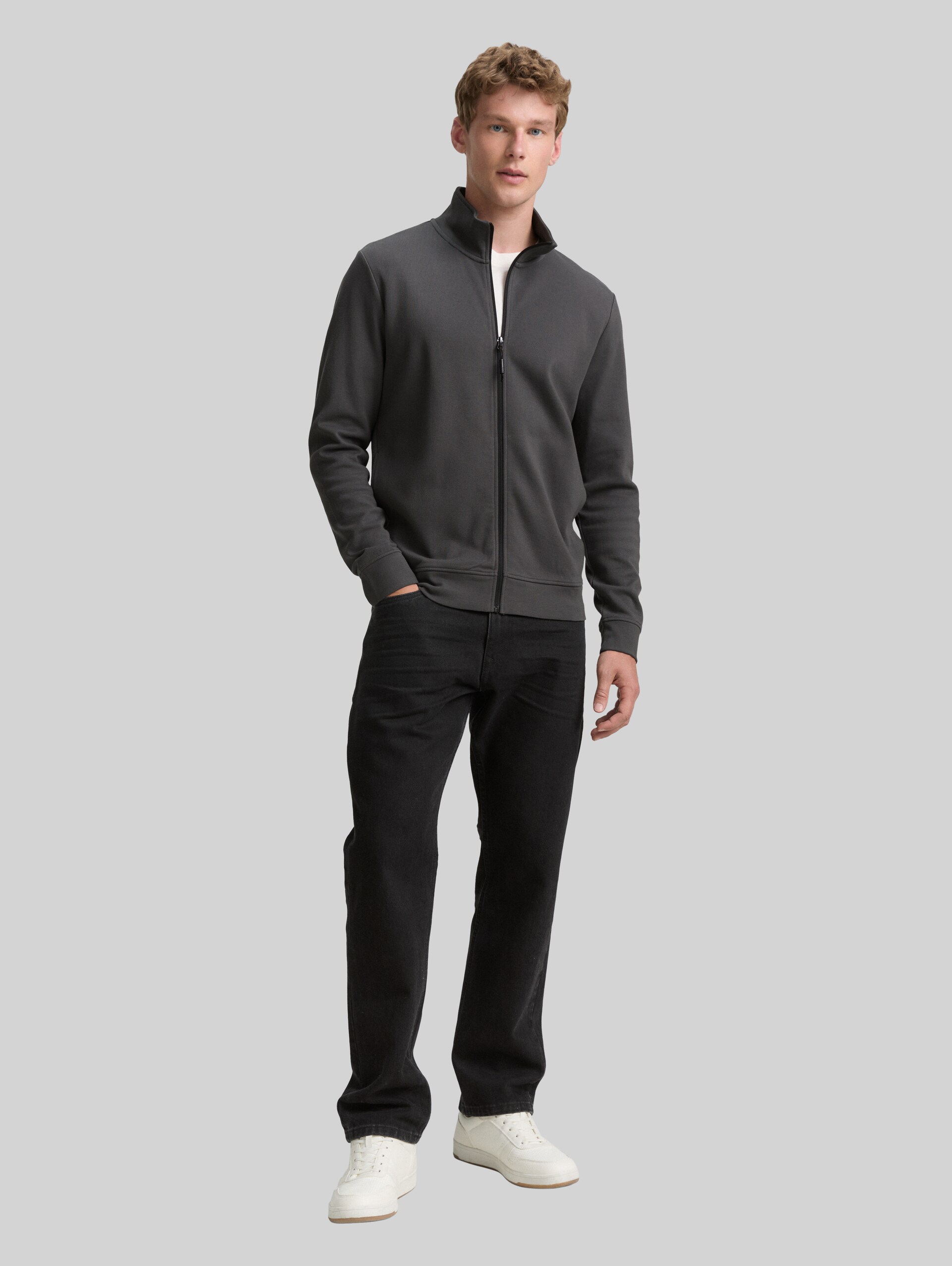 Piqué sweatjack met opstaande kraag - ash grey - Model vooraanzicht